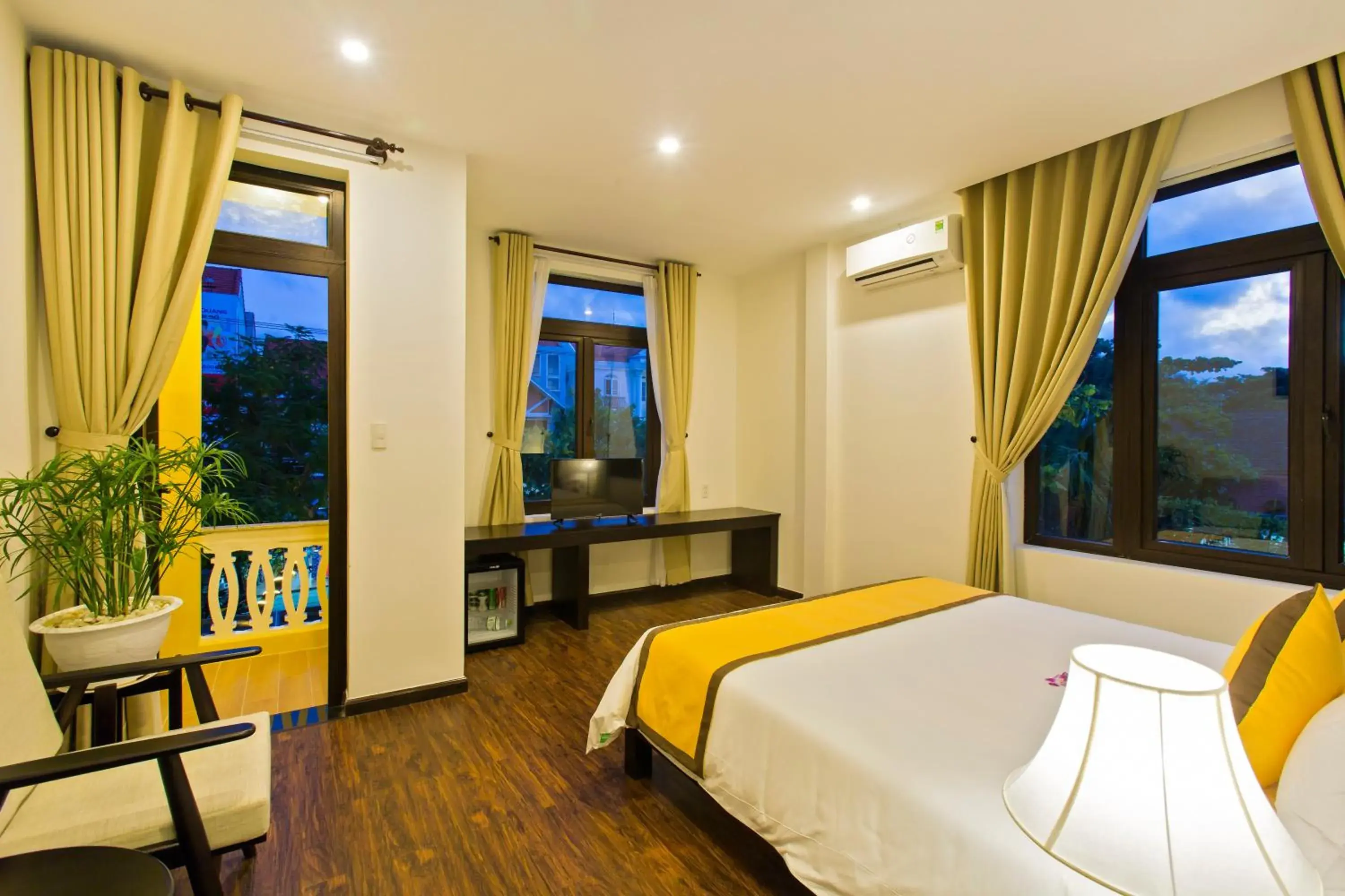 Bedroom, Bed in Hoi An Hai Au Boutique Hotel Bedroom, Bed in Hoi An Hai Au Boutique Hotel