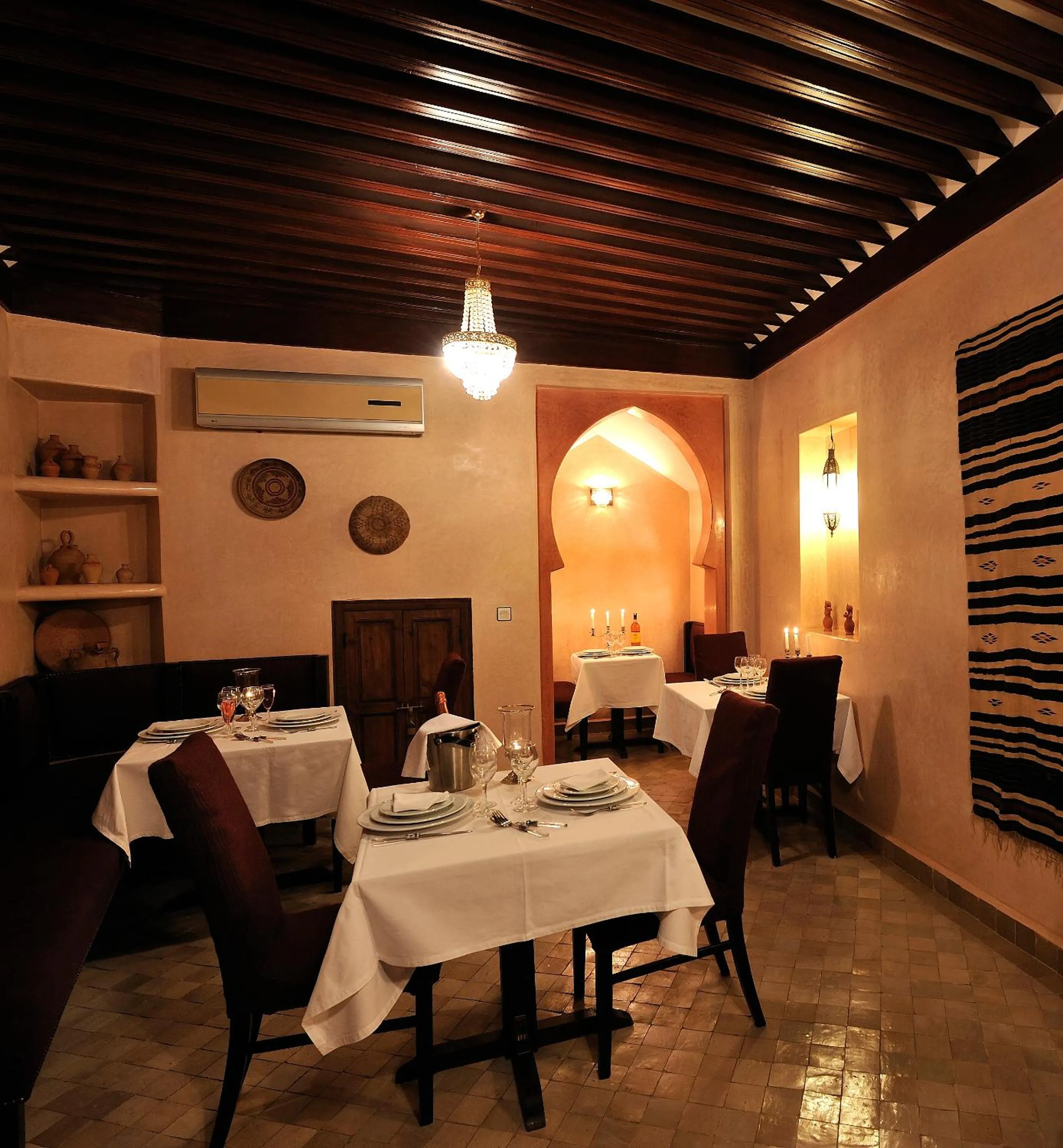 Restaurant/places to eat in Riad Le Jardin d'Abdou