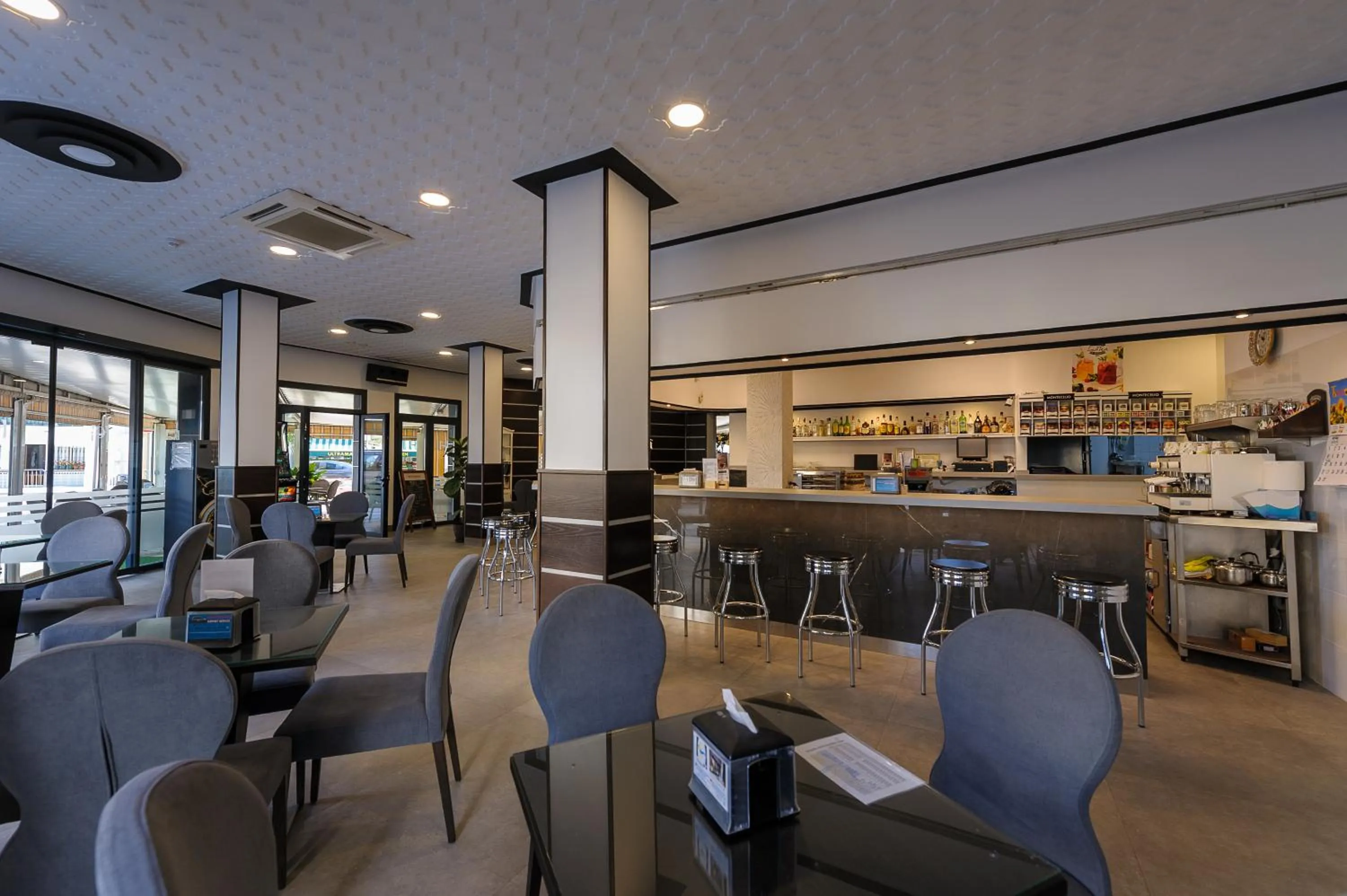 Lounge or bar in Hotel Costamar