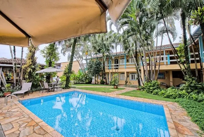Swimming pool in Pousada Villaggio