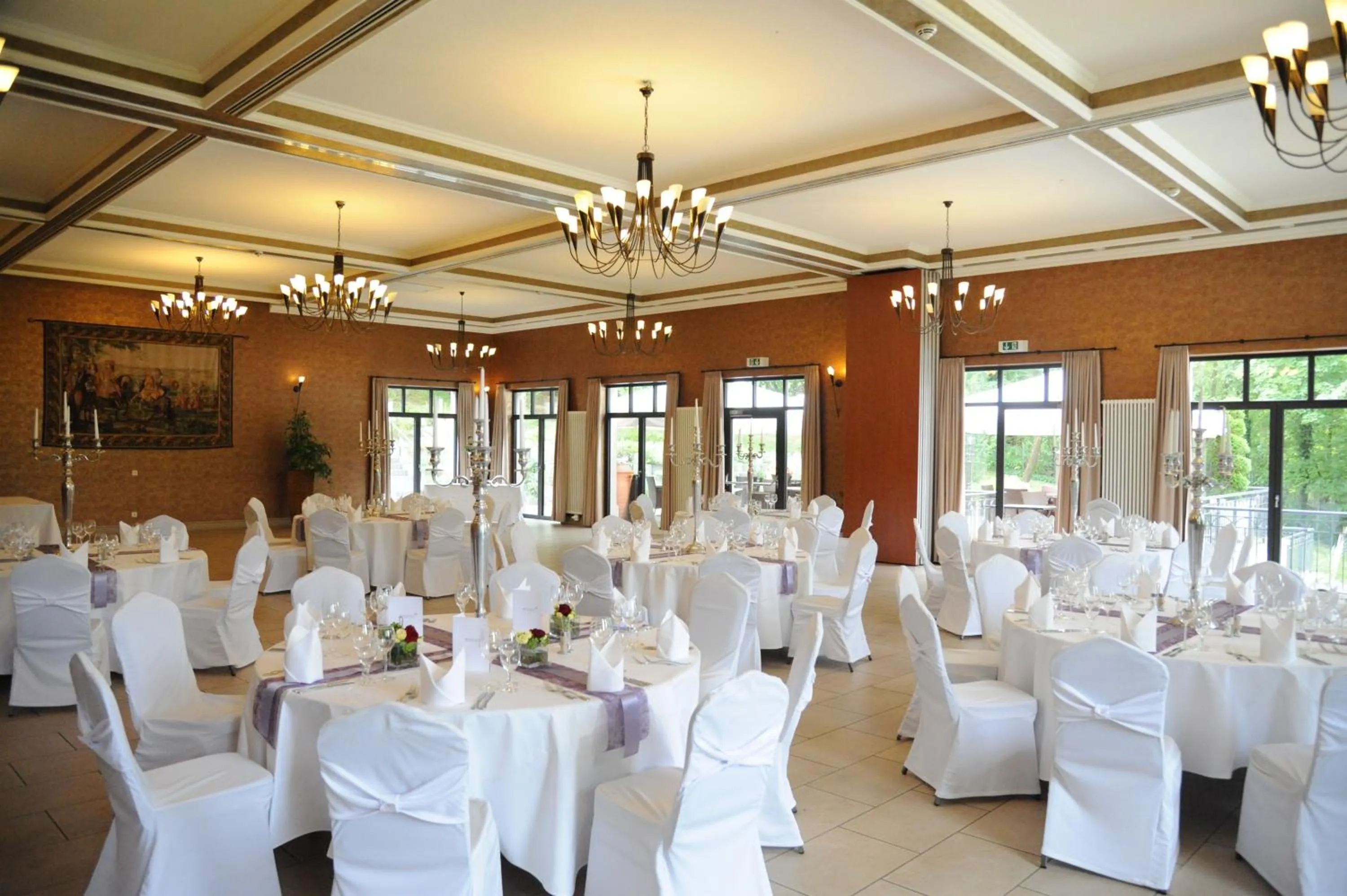 Restaurant/places to eat in Waldhotel Rheinbach