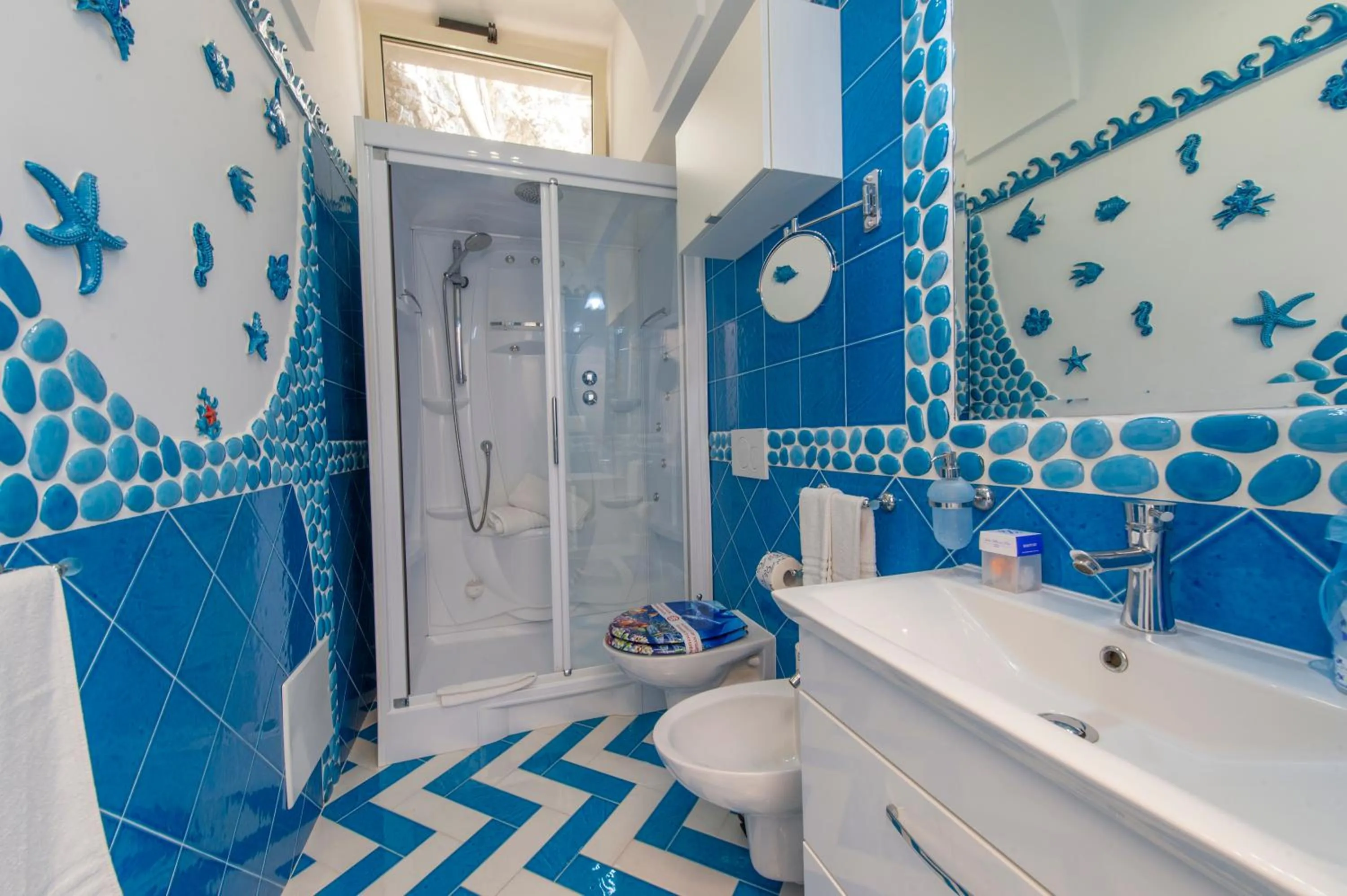 Shower in Hotel Villa Maria Pia