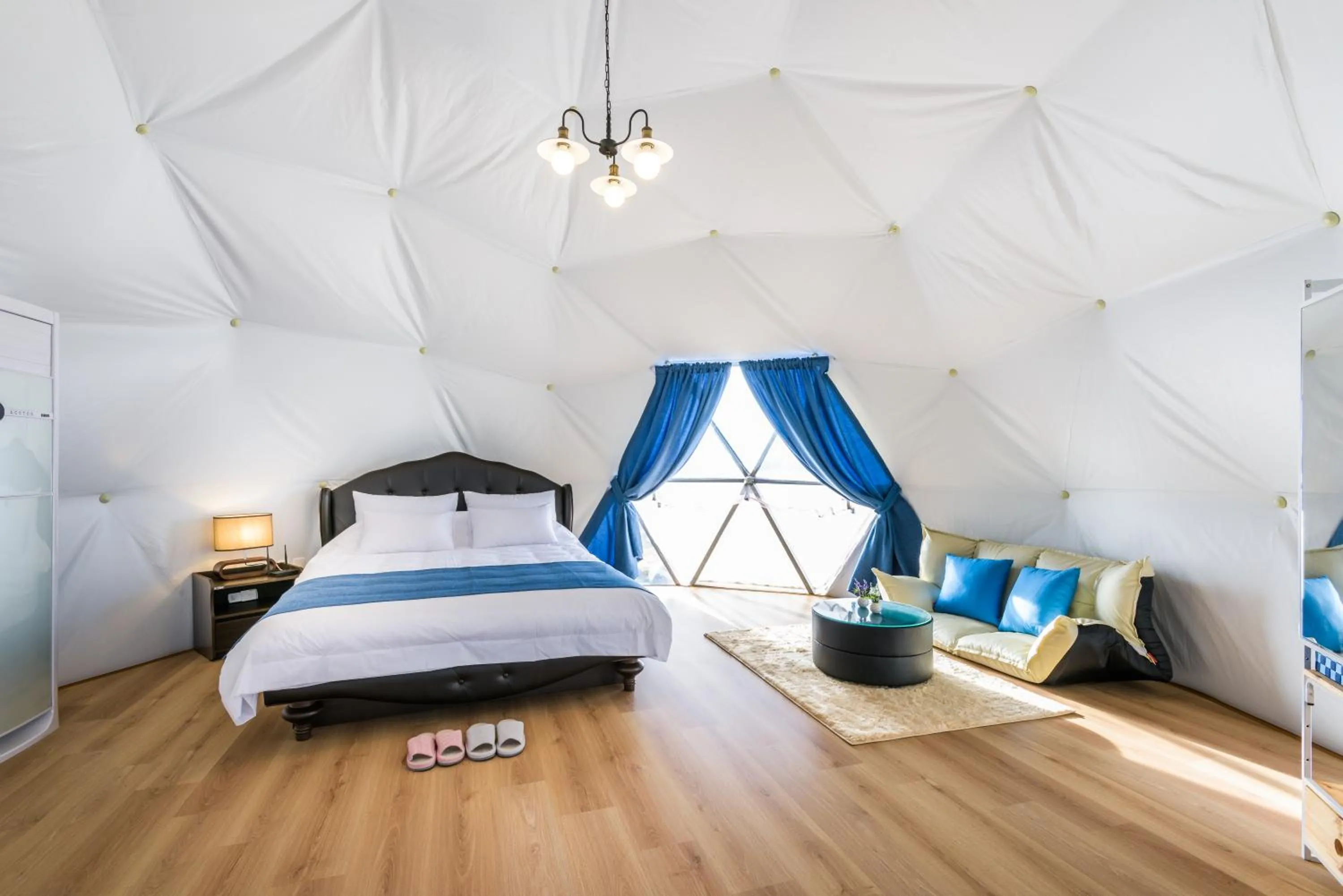 Bedroom, Bed in Jeju Starlight Glamping