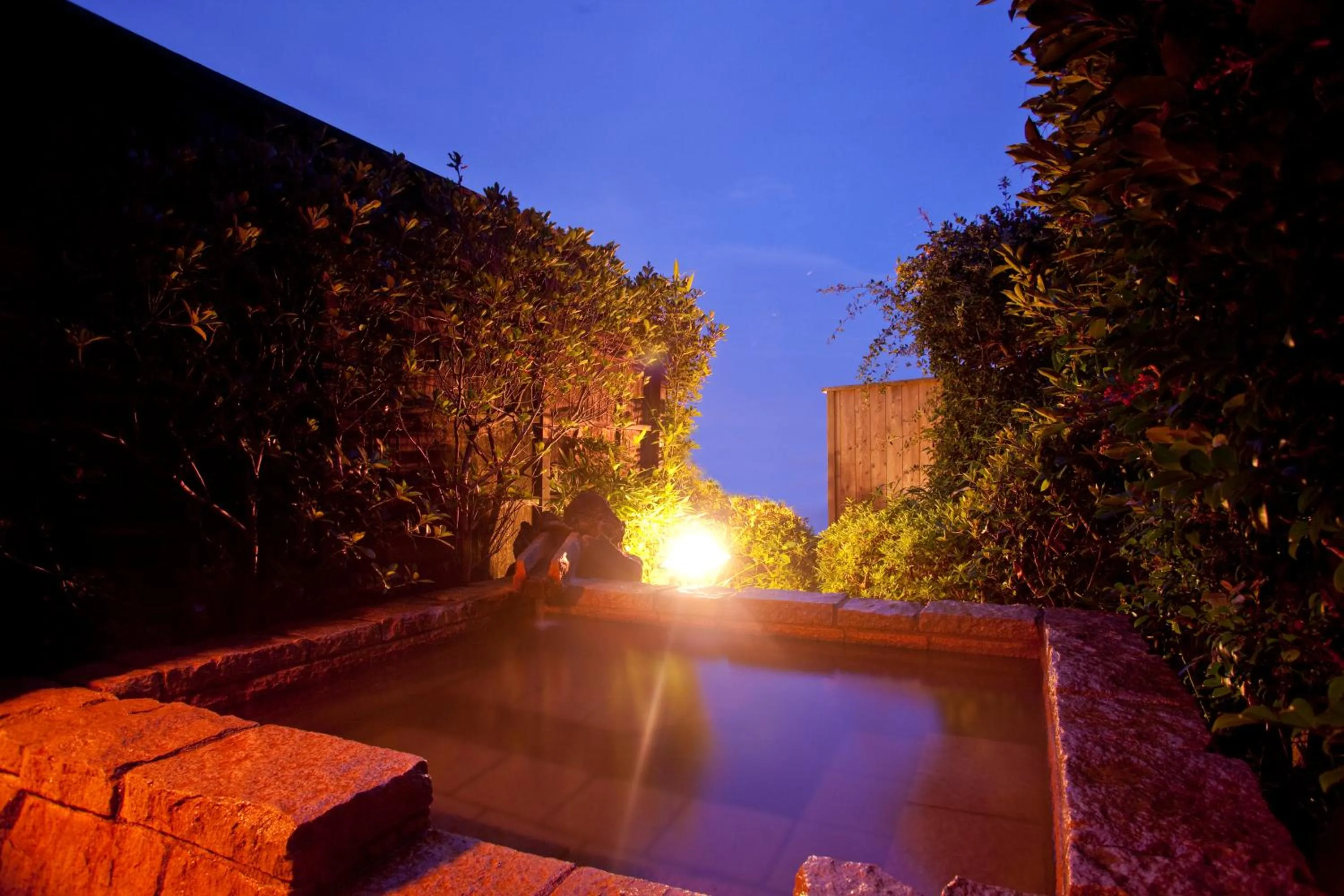 Open Air Bath in Hiina