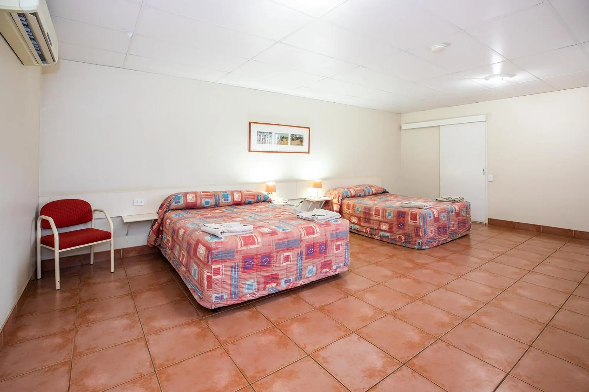 Bed in Leichhardt Hotel Motel Cloncurry