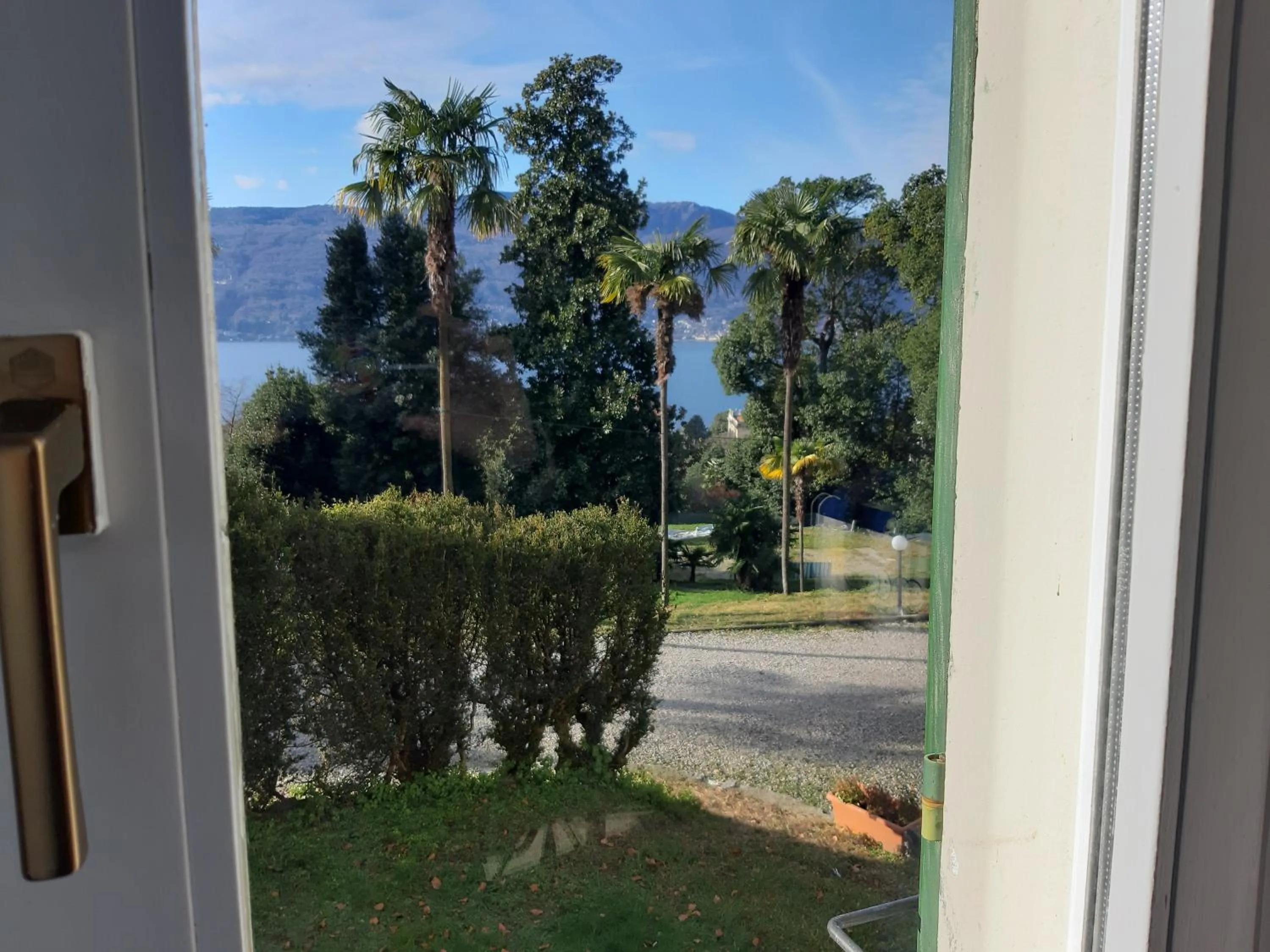 Inner courtyard view in Ostello Verbania