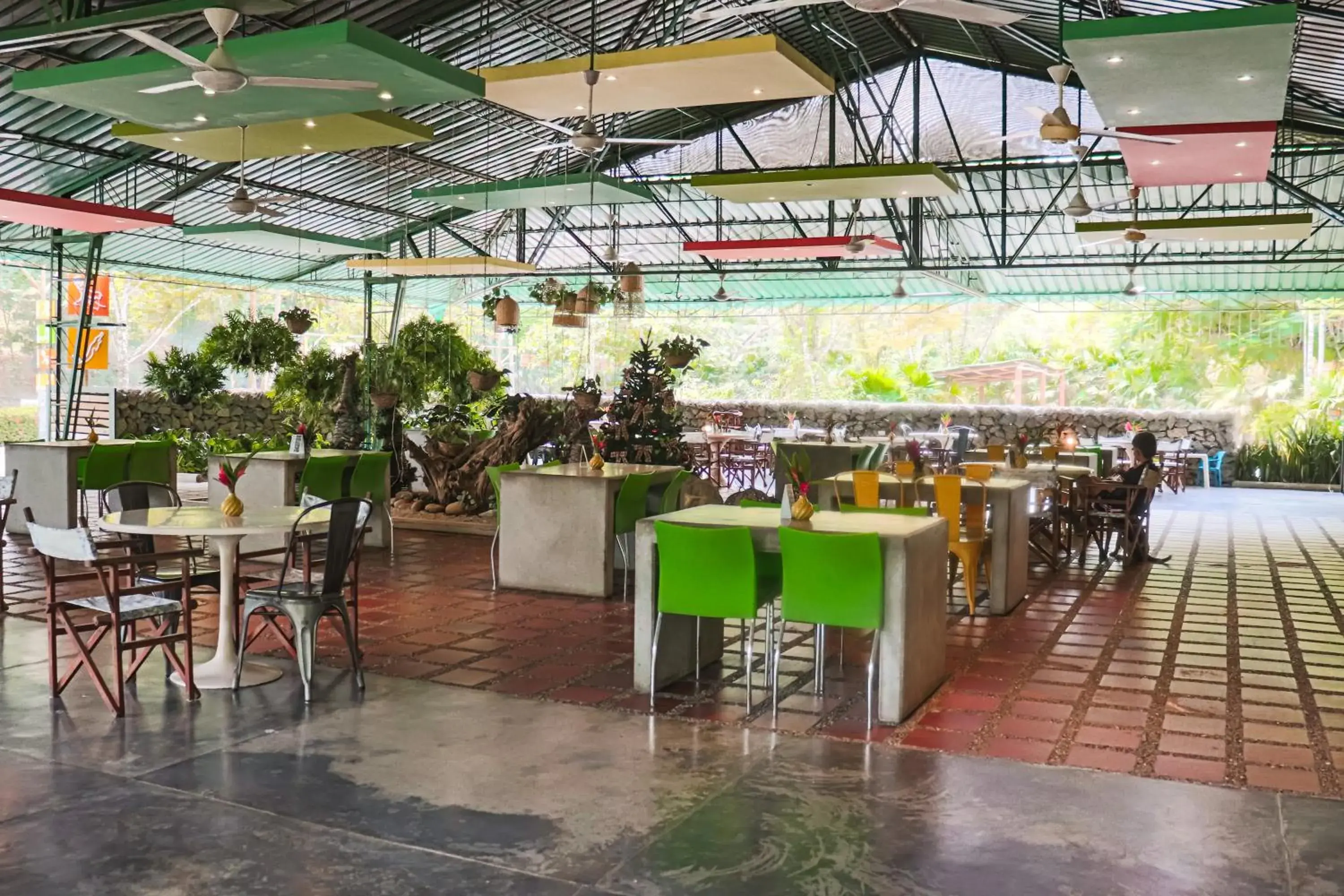 Restaurant/places to eat in Los Colores Ecoparque Restaurant/places to eat in Los Colores Ecoparque