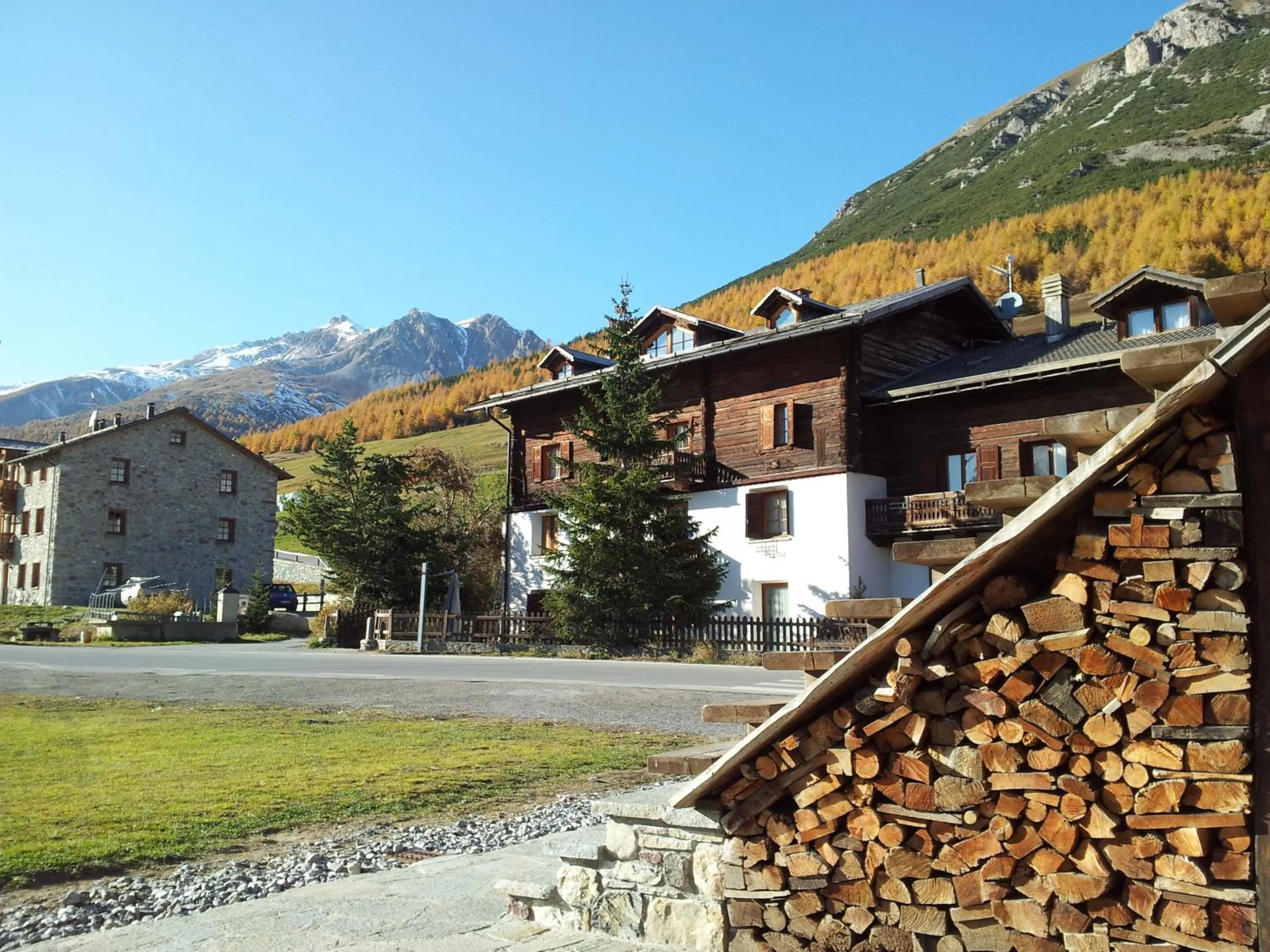 Property building in Chalet Del Sole per gruppi
