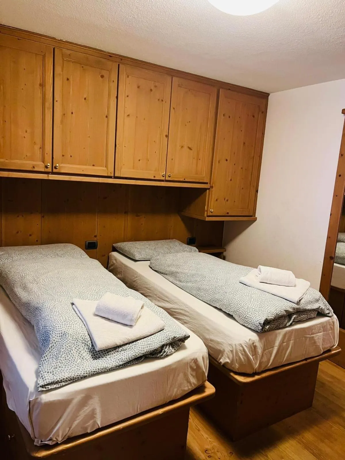 Bedroom, Bed in Chalet Del Sole per gruppi