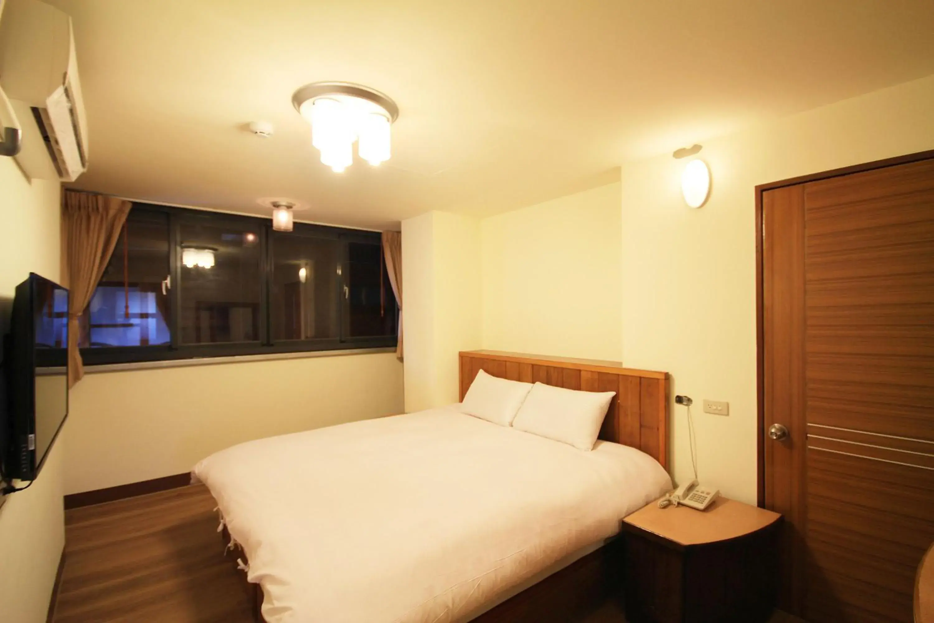 Three-Bedroom House in 靜思廬森林會館 Three-Bedroom House in 靜思廬森林會館