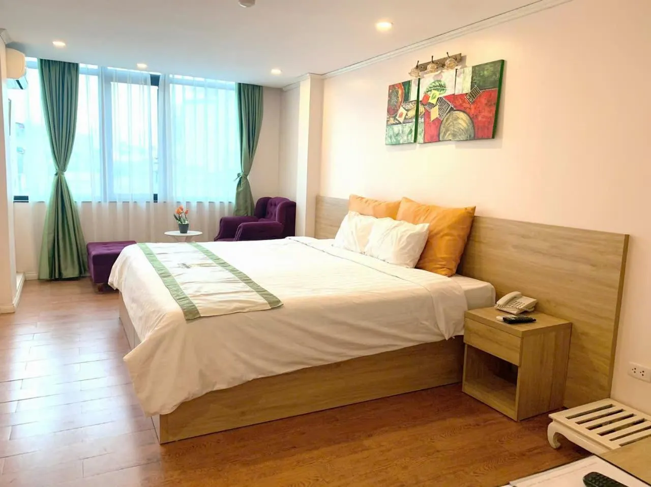 Bed in Royal Hotel Ha noi