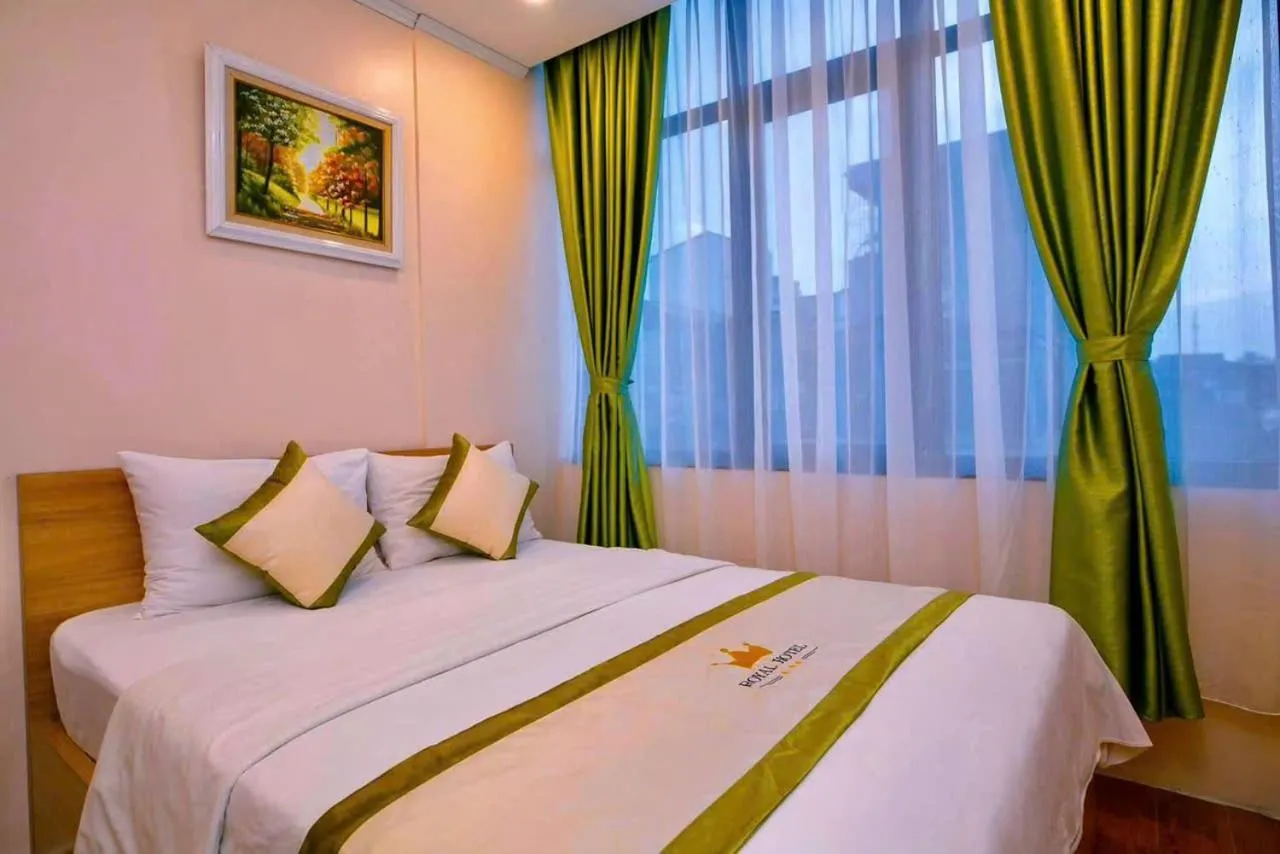 Bed in Royal Hotel Ha noi
