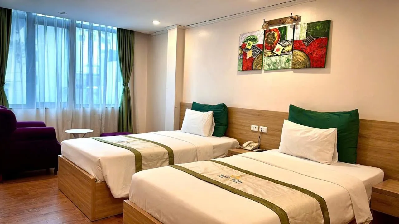 Bed in Royal Hotel Ha noi