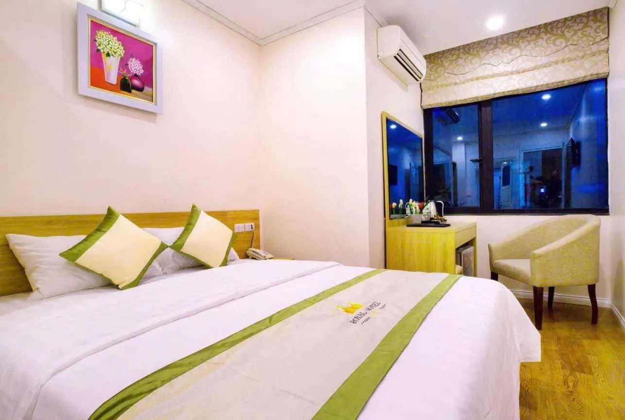 Bed in Royal Hotel Ha noi