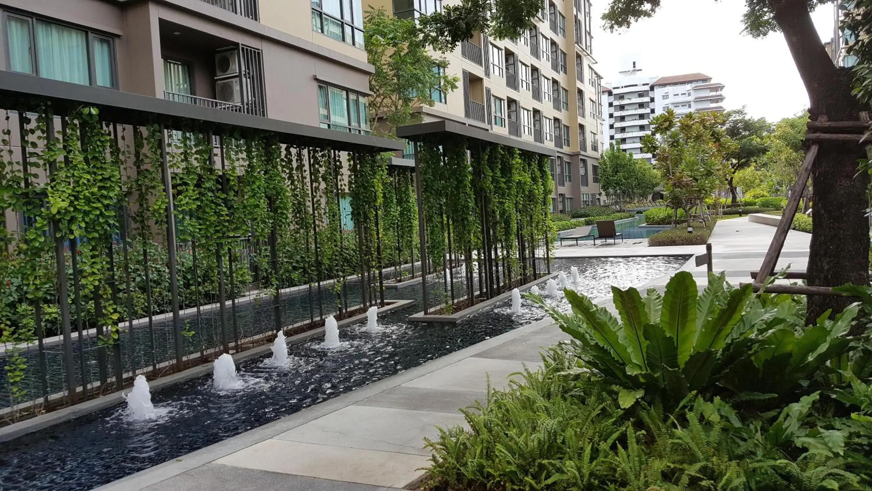 Facade/entrance in Rain Cha-am by Obbset Facade/entrance in Rain Cha-am by Obbset