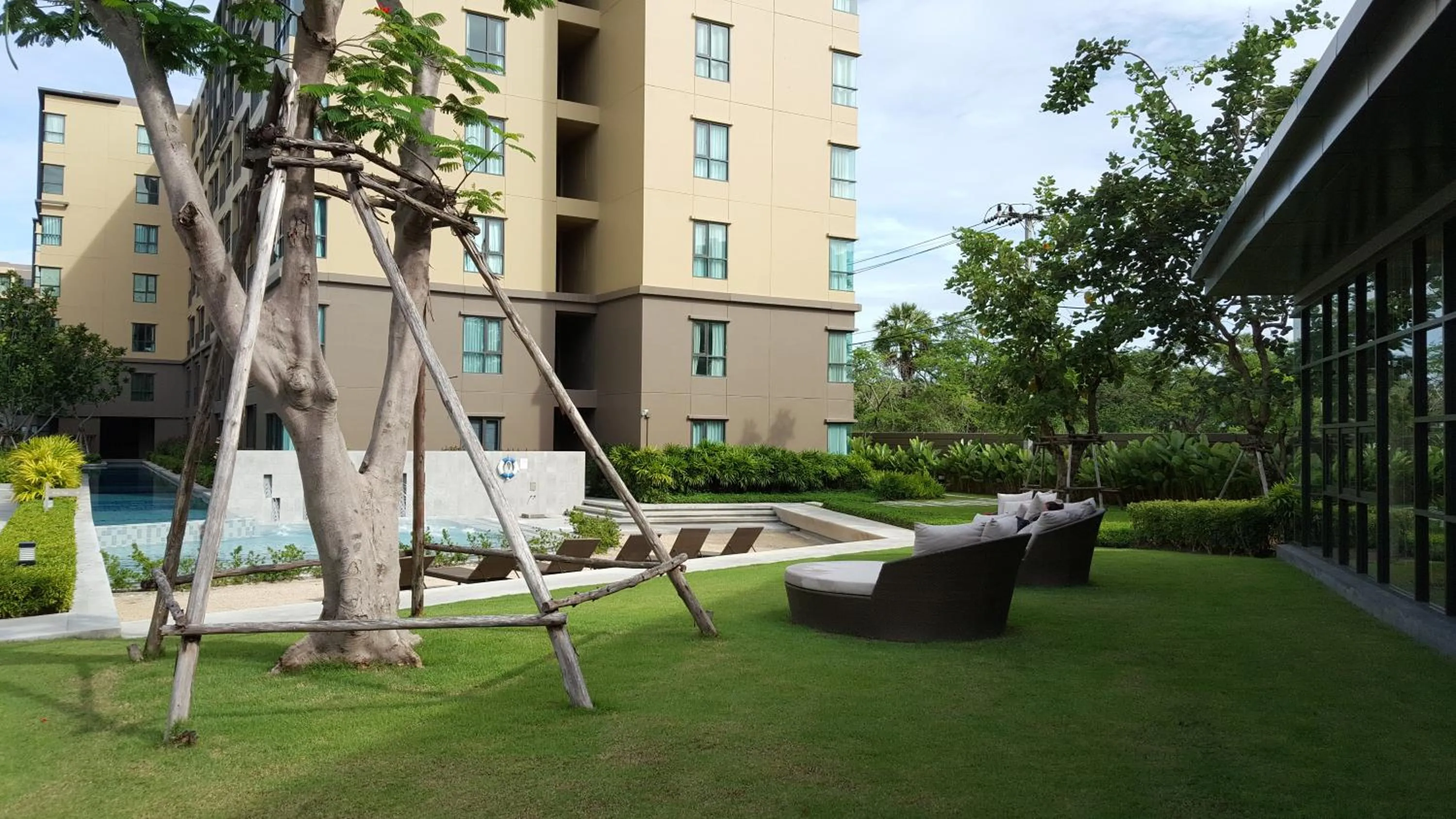 Area and facilities in Rain Cha-am by Obbset