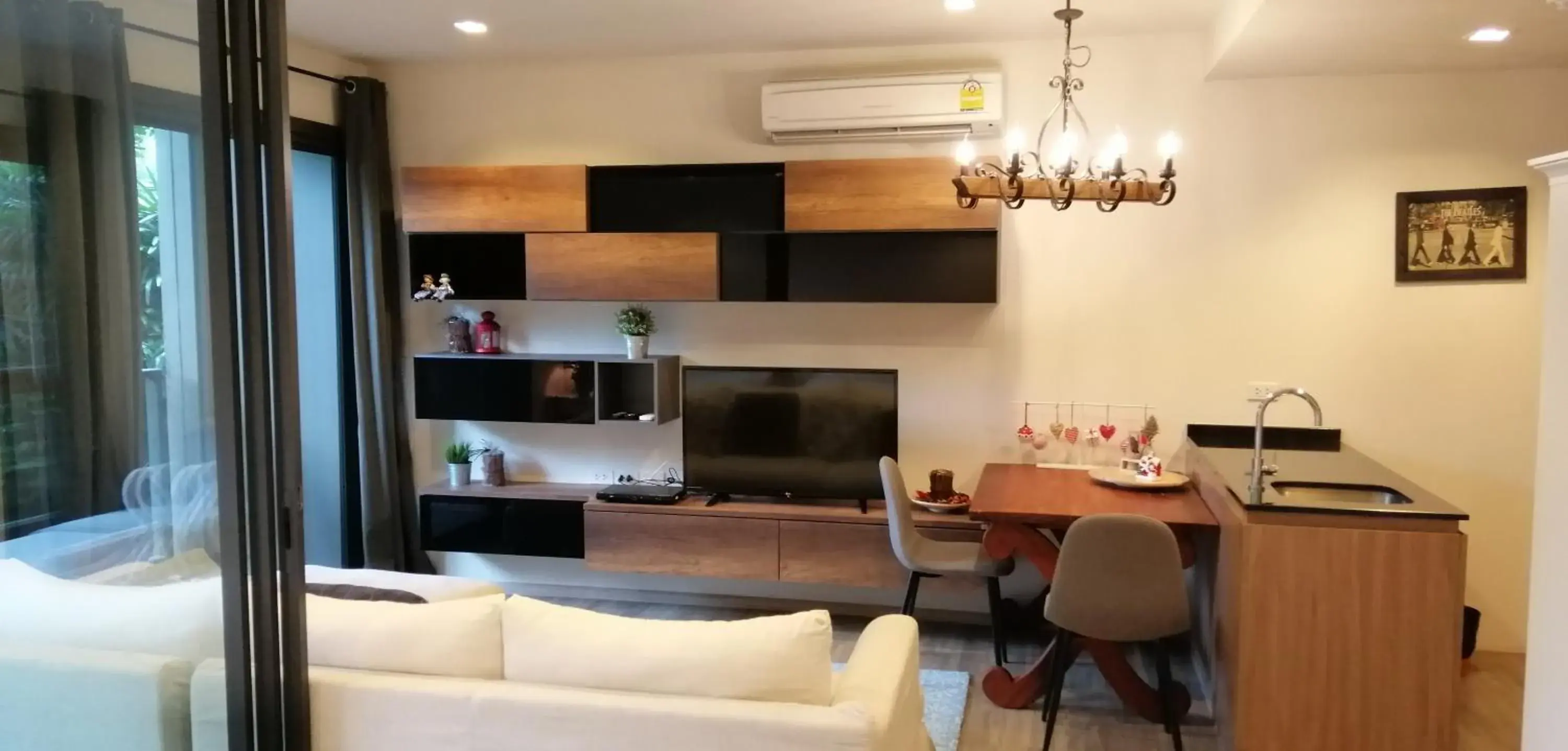 TV and multimedia in Rain Cha-am by Obbset TV and multimedia in Rain Cha-am by Obbset