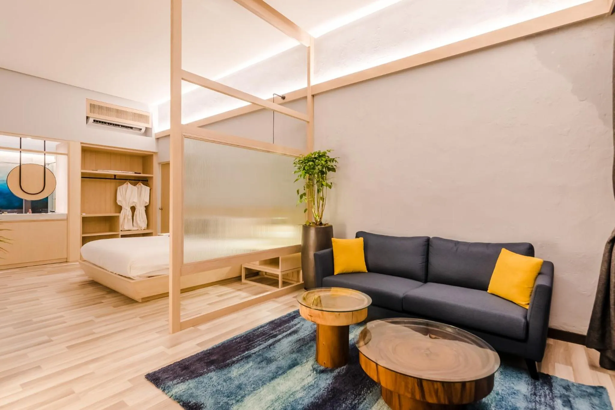 Seating area, Bed in Tien Hotel Georgetown