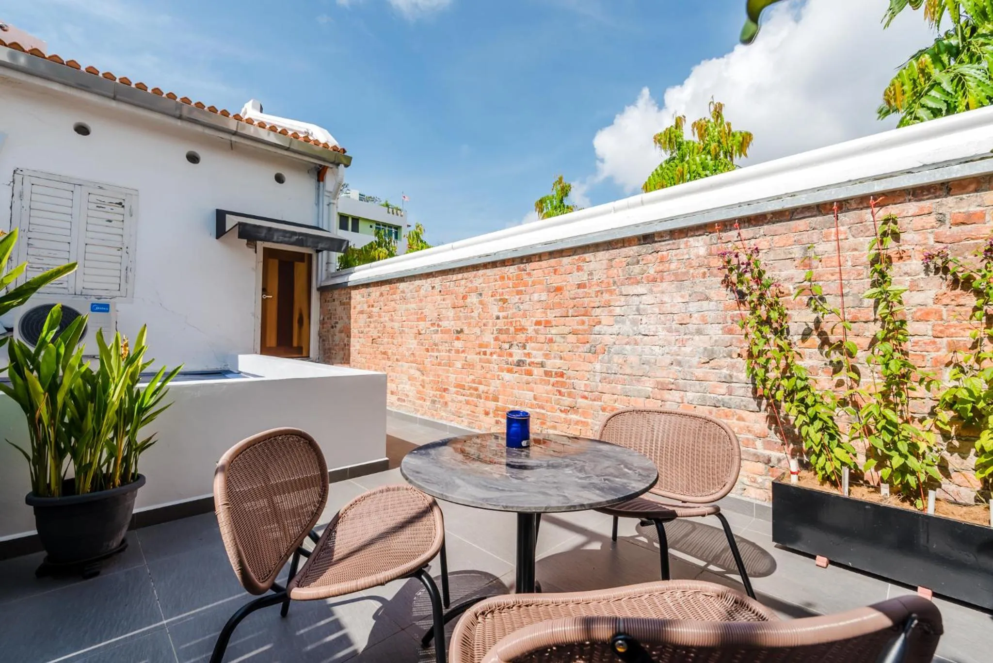 Patio in Tien Hotel Georgetown