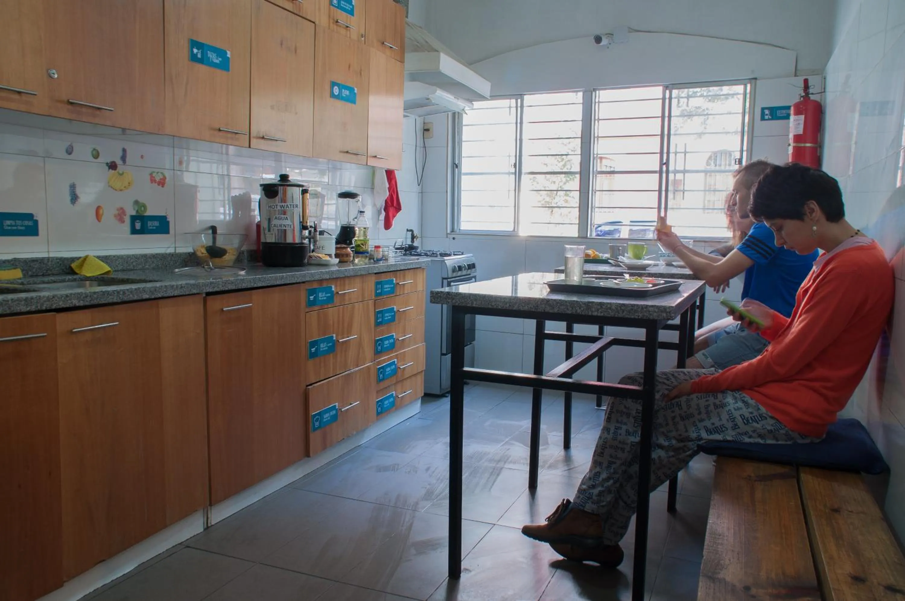 Communal kitchen in Hostal Forestal