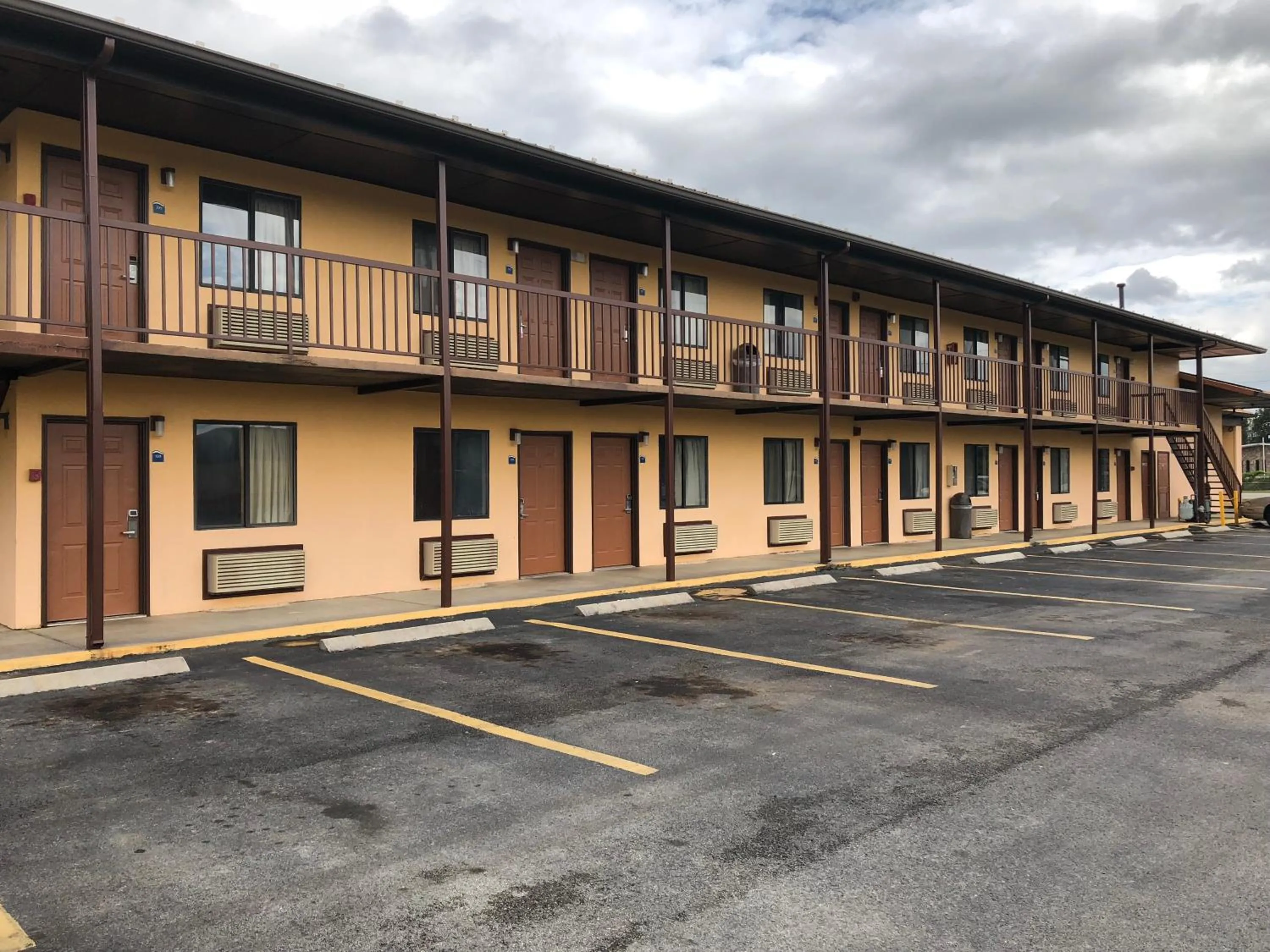 View (from property/room) in Motor Inns Of America