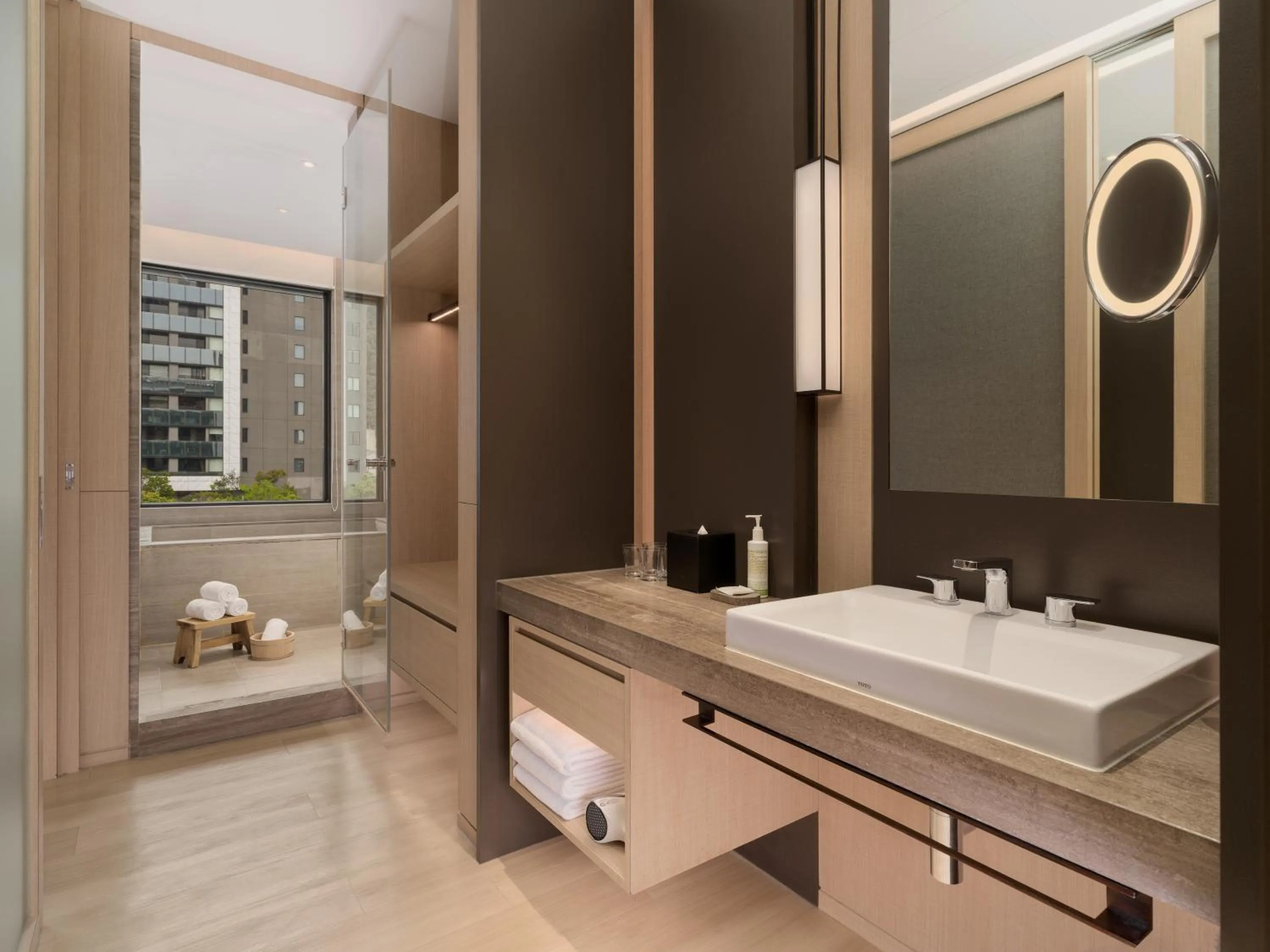 Bathroom in MU Jiaoxi Hotel