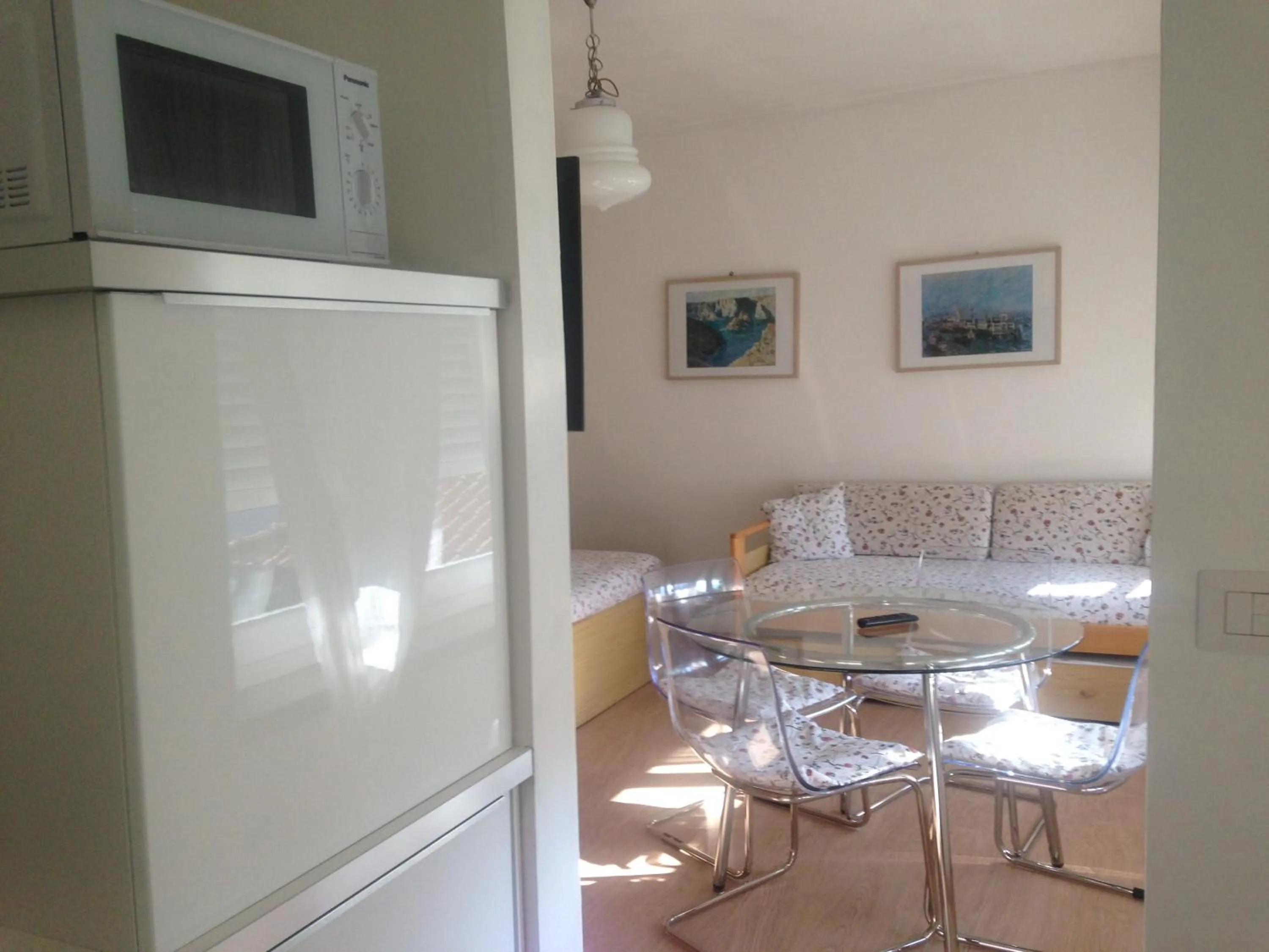 Dining area in Residence Geranio