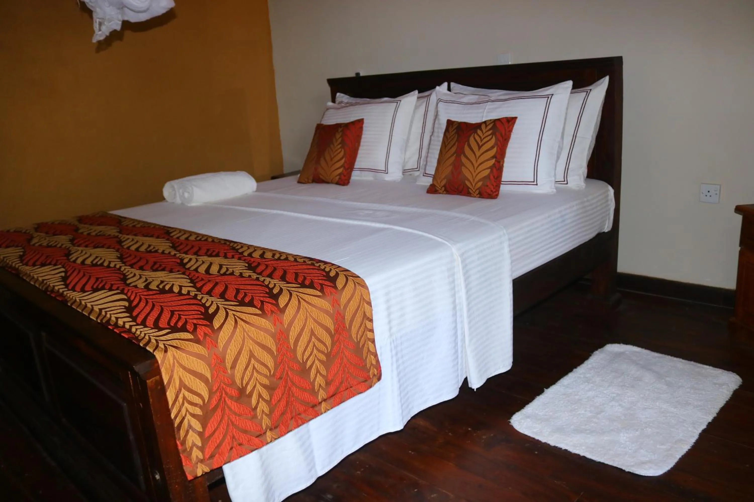 Bedroom, Bed in Serenity Sigiri Resort
