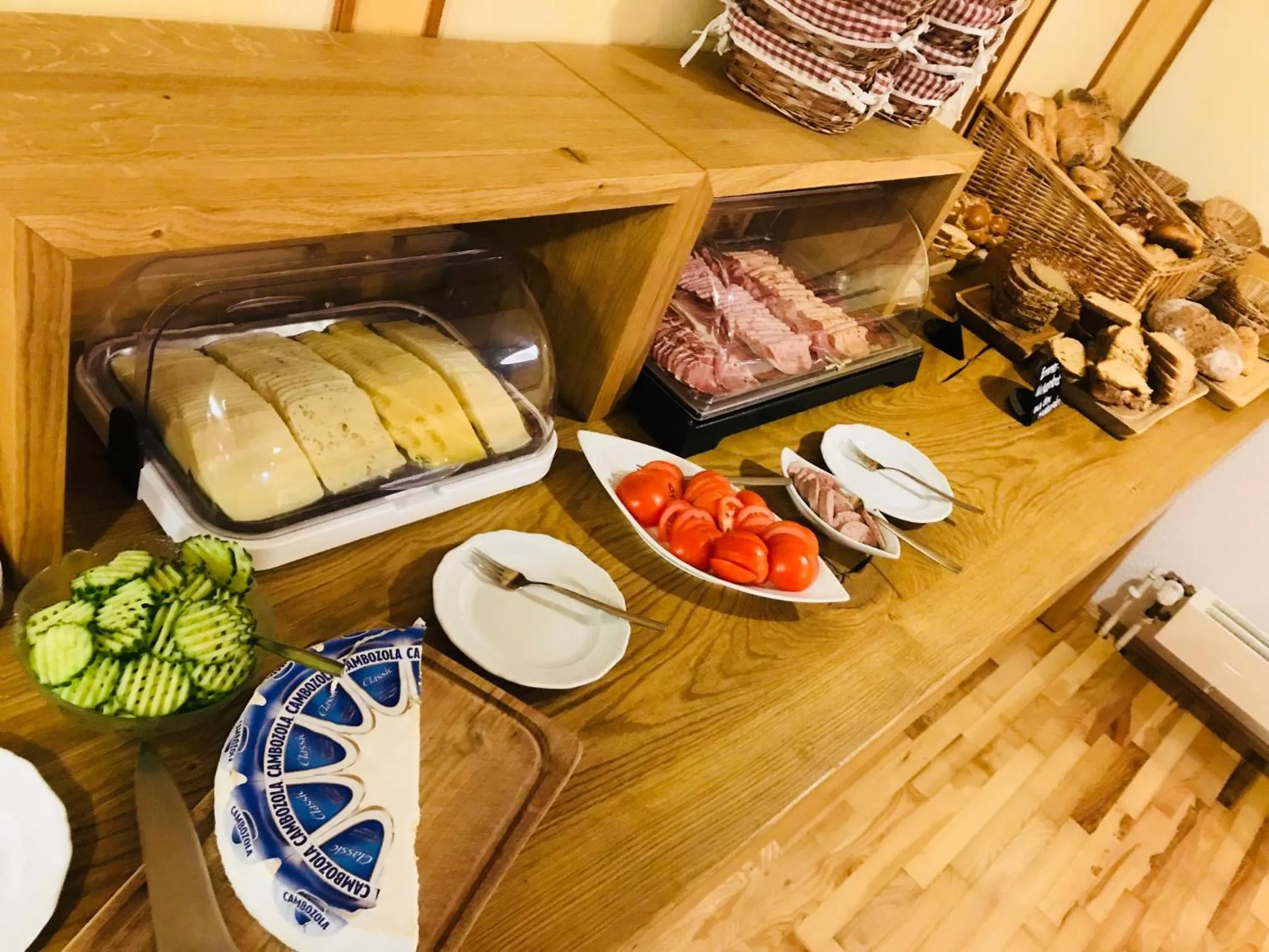 Continental breakfast in Landhotel und Gasthof Hirsch Hüttenreute