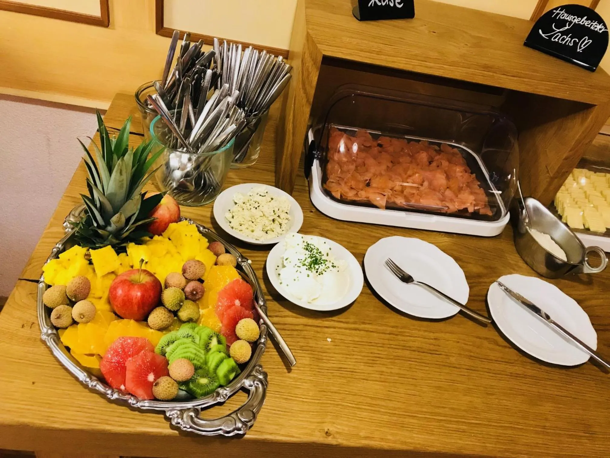Buffet breakfast in Landhotel und Gasthof Hirsch Hüttenreute