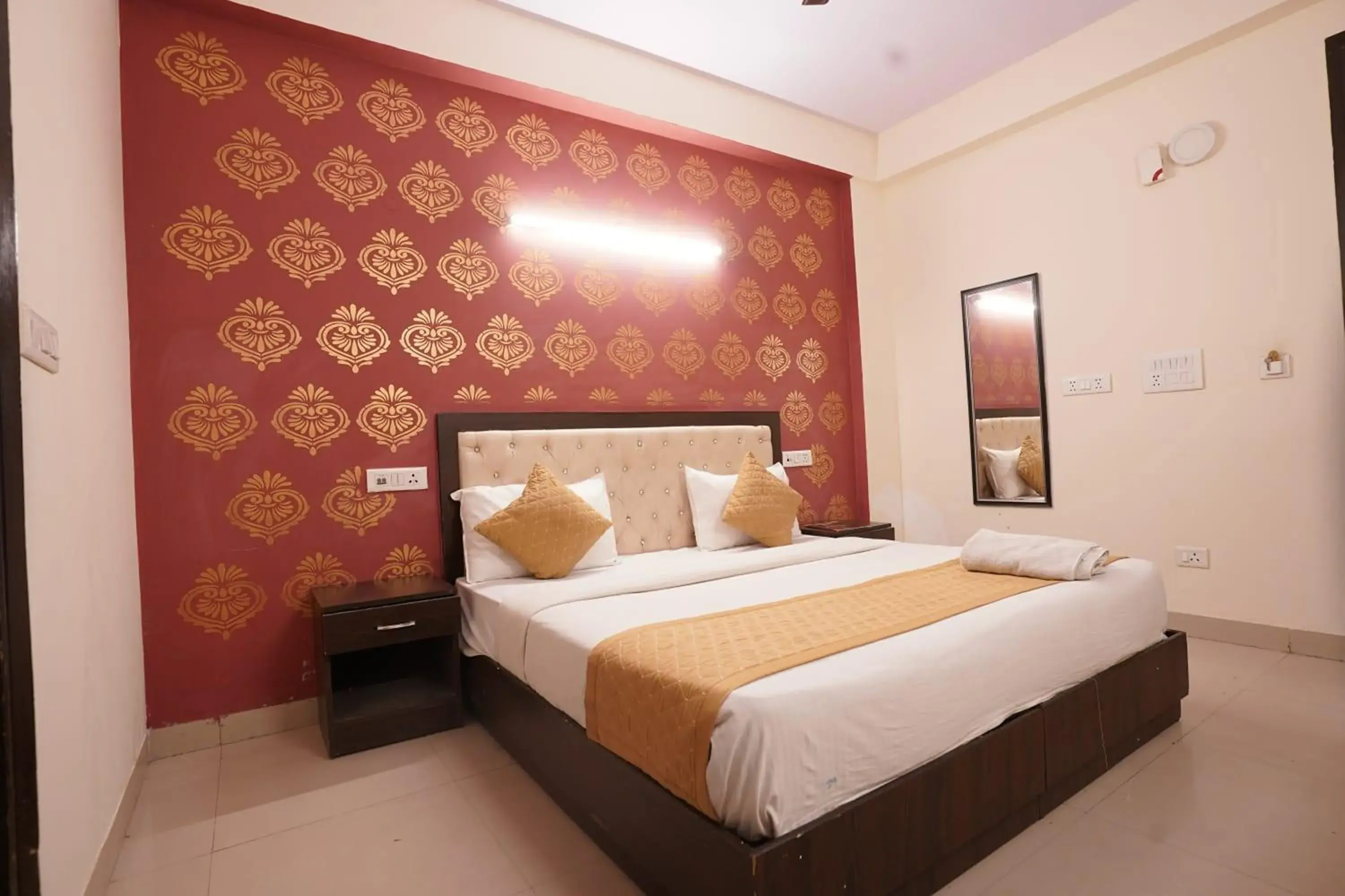 Bedroom, Bed in Hotel Tourist Palace Bedroom, Bed in Hotel Tourist Palace