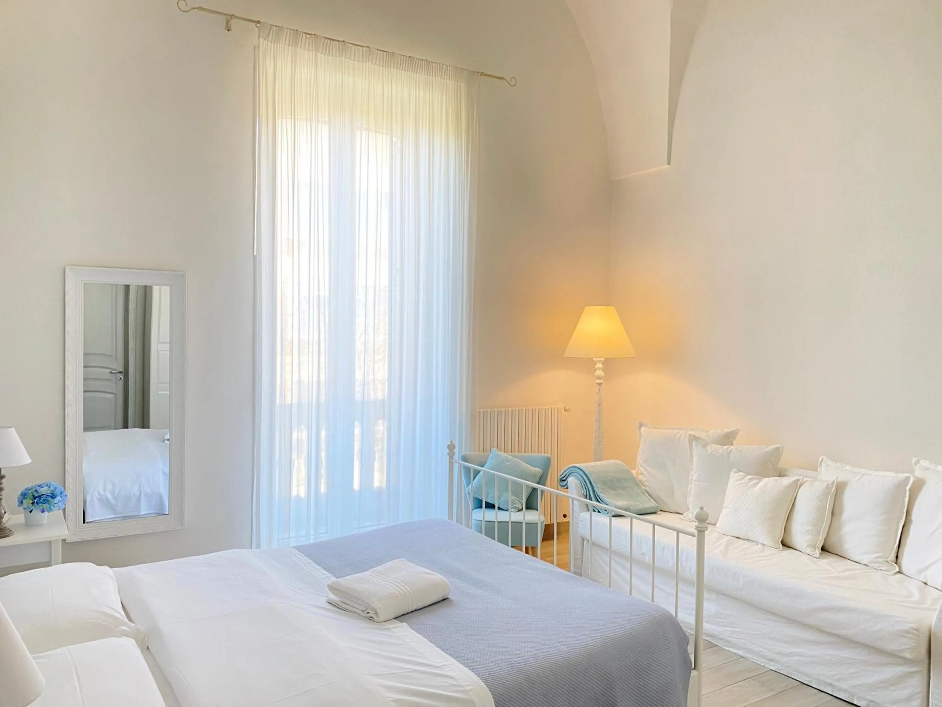 Bed in Alla Luce del Barocco