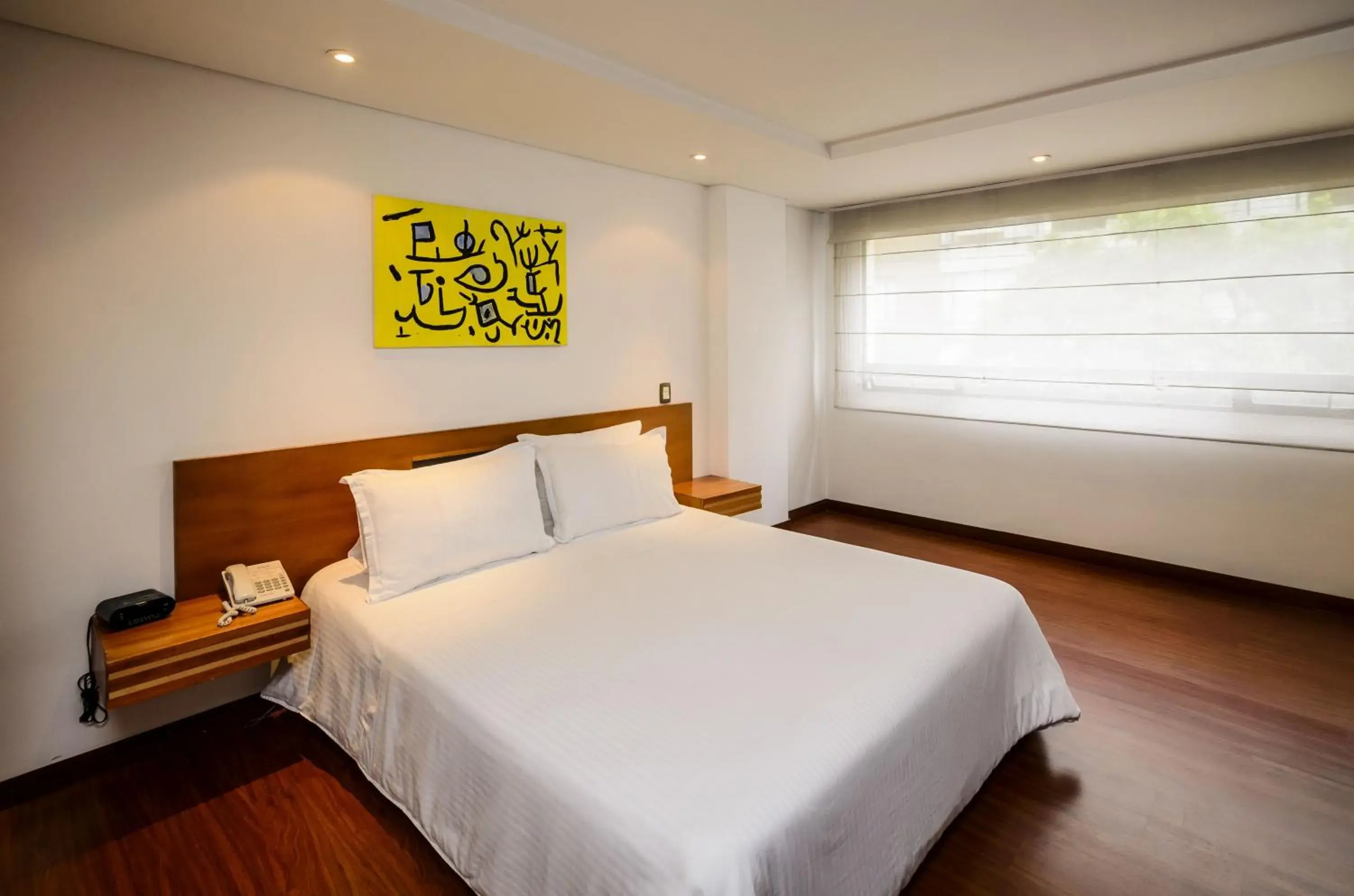 Photo of the whole room, Bed in Travelers Obelisco Apartamentos Photo of the whole room, Bed in Travelers Obelisco Apartamentos