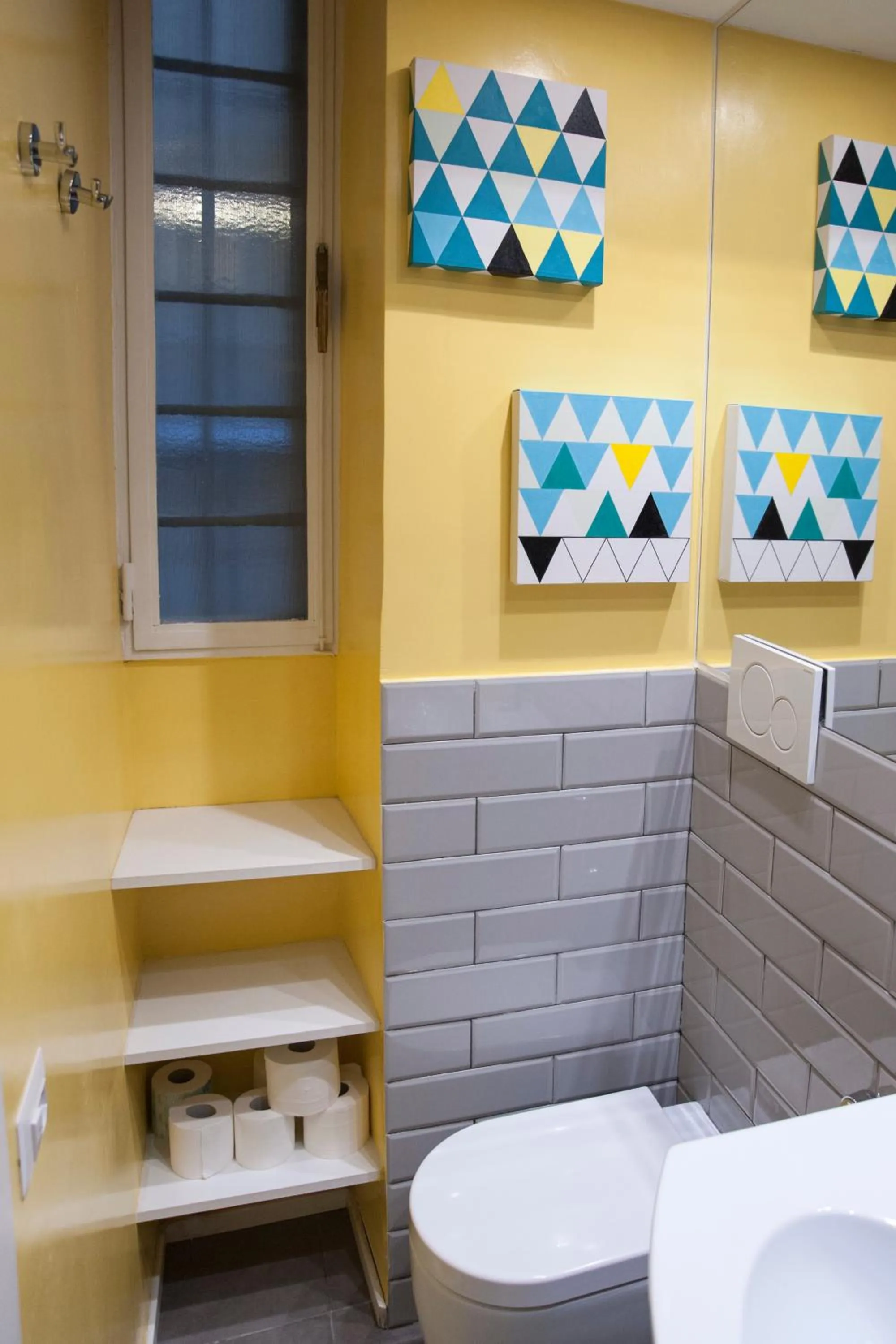 Toilet in Secret Rhome Loft