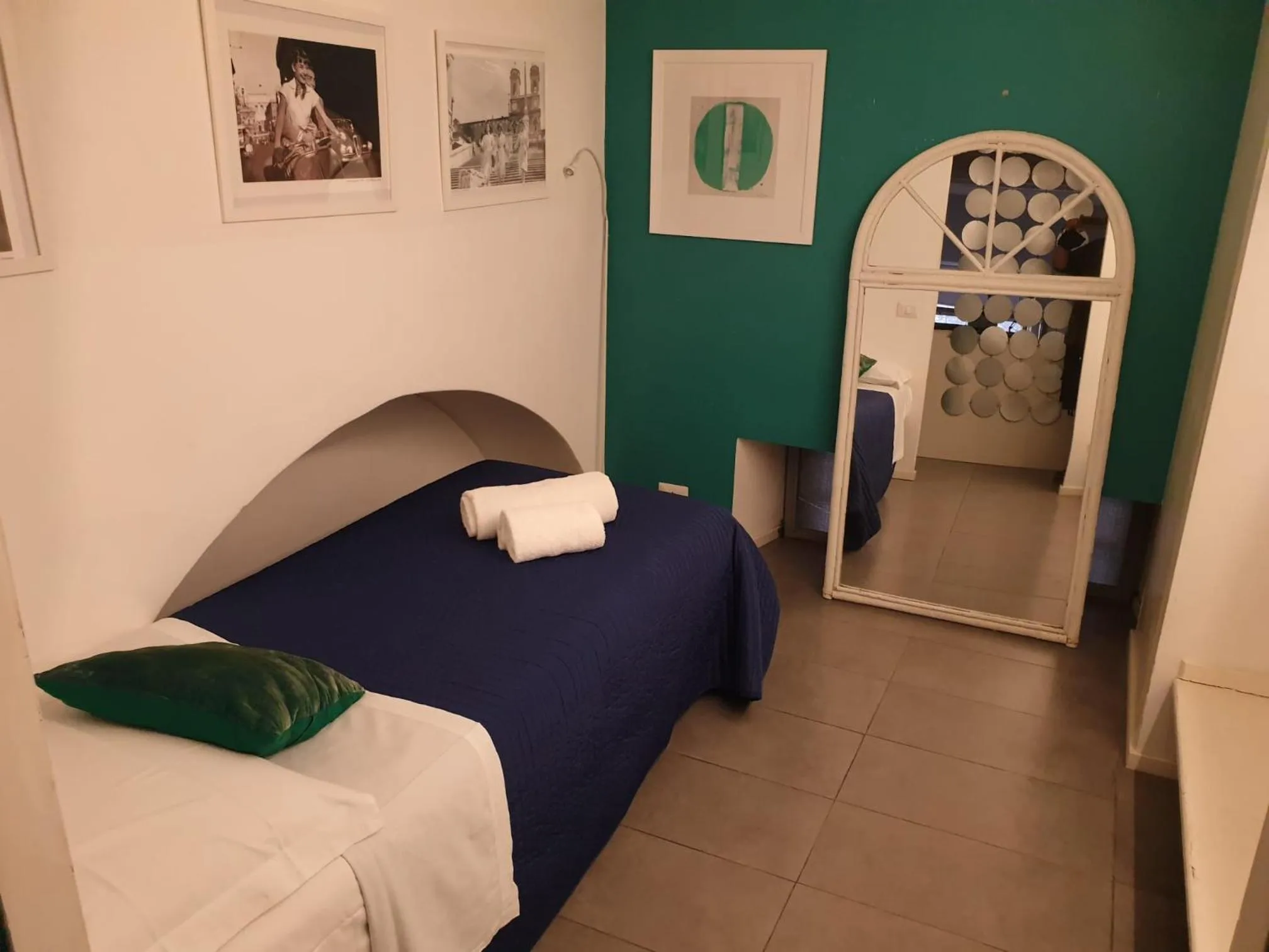 Bed in Secret Rhome Loft