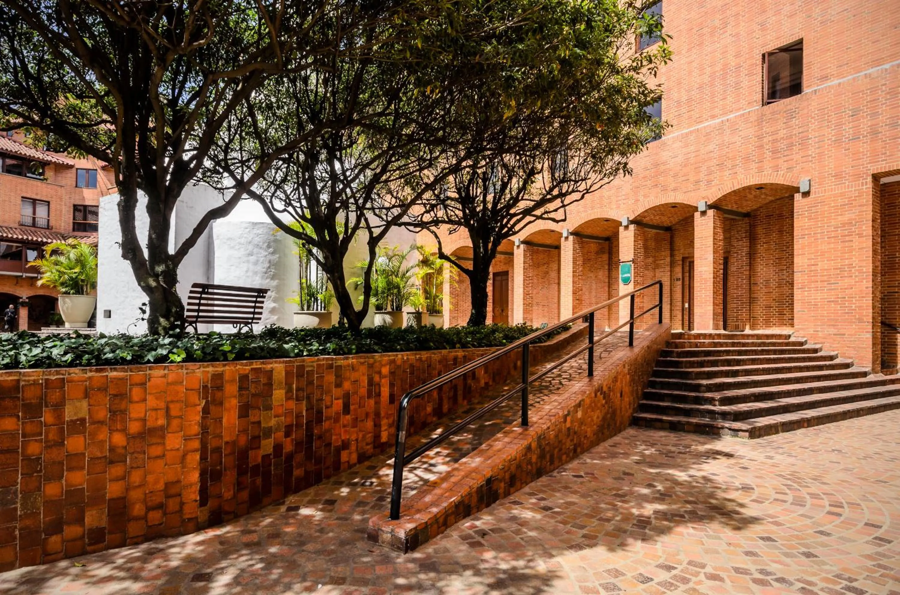 Property building in Travelers Condominio Plenitud