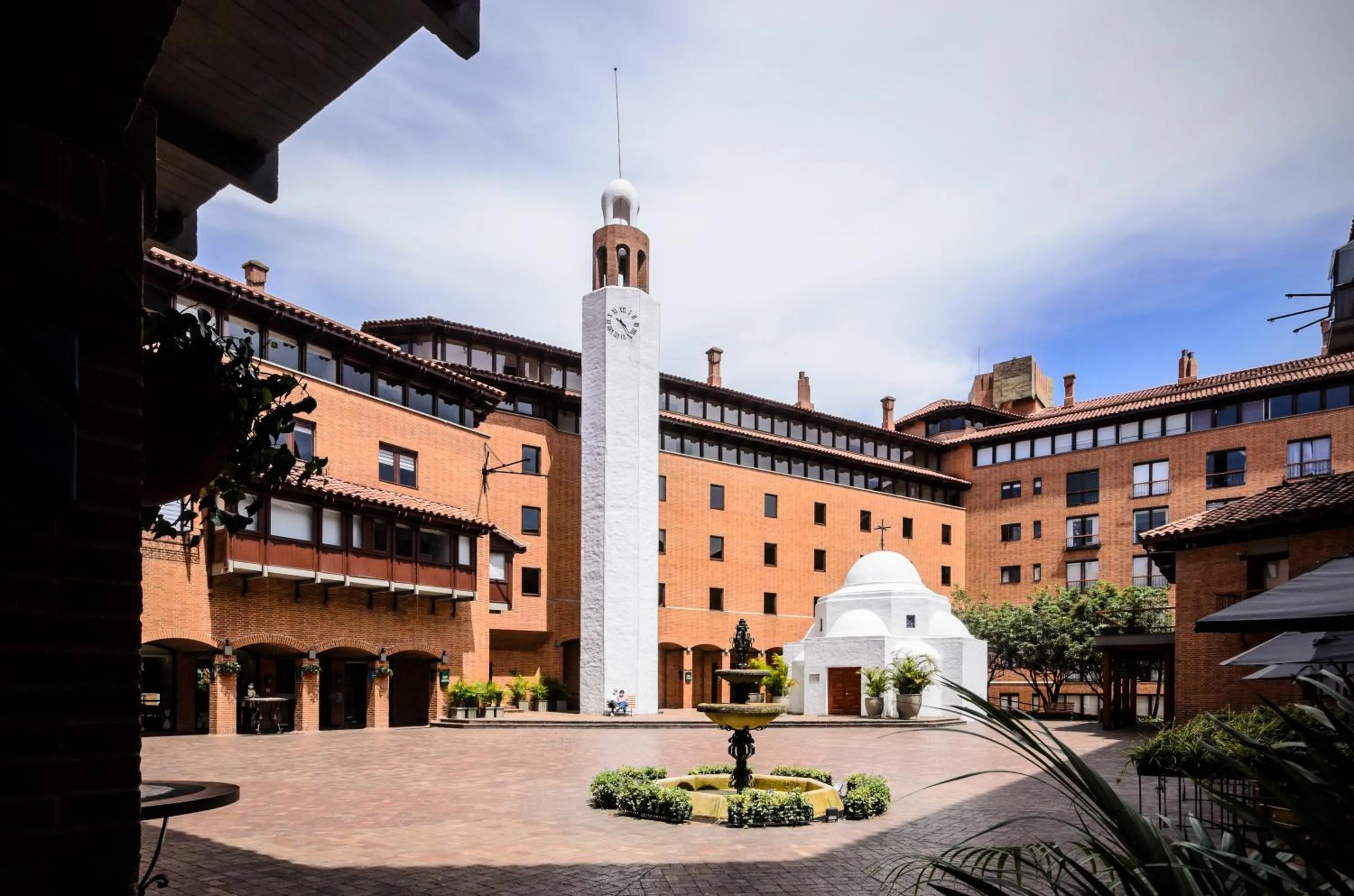 Property building in Travelers Condominio Plenitud