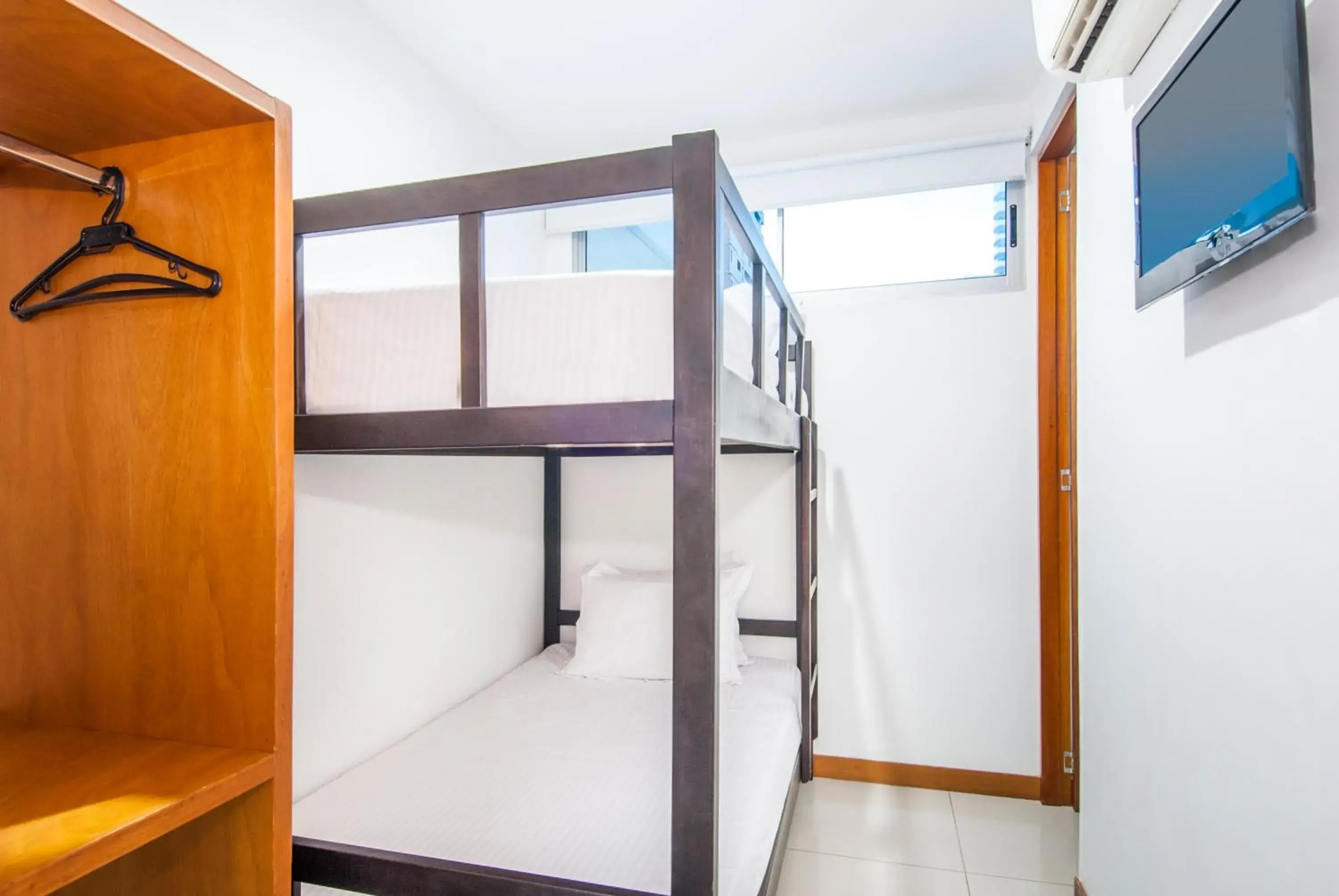 bunk bed, Bed in Travelers Orange Cartagena bunk bed, Bed in Travelers Orange Cartagena