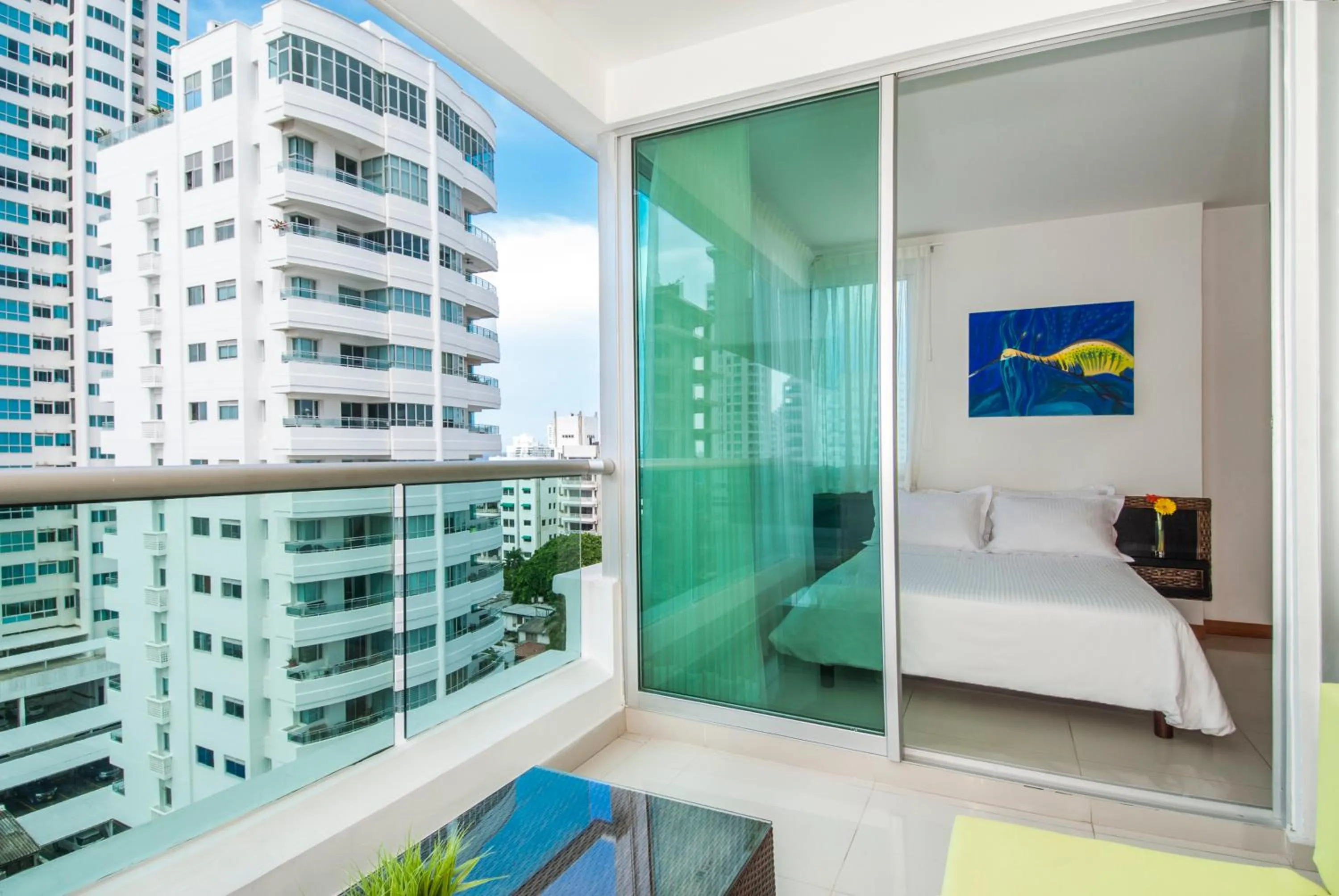 City view, Bed in Travelers Orange Cartagena