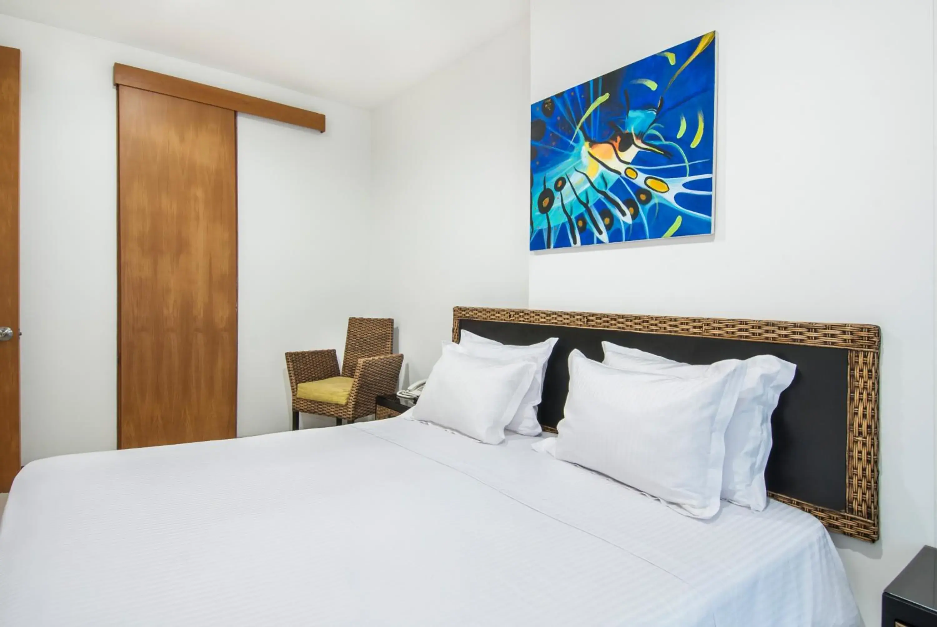 Photo of the whole room, Bed in Travelers Orange Cartagena Photo of the whole room, Bed in Travelers Orange Cartagena