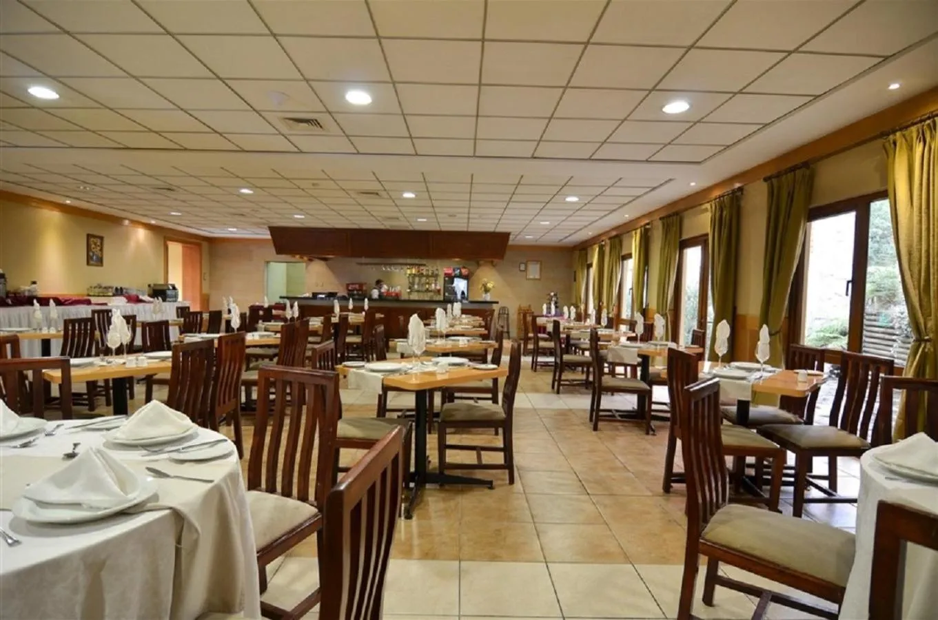 Restaurant/places to eat in Hotel Diego de Almagro Puerto Montt