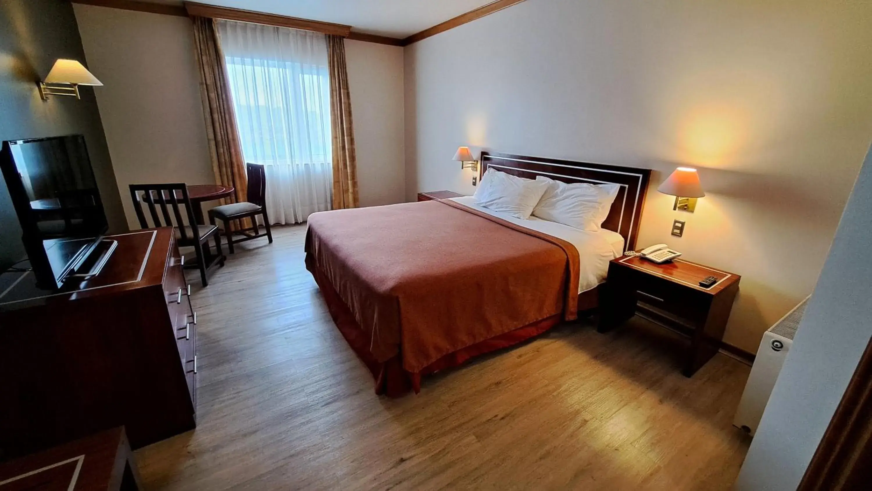 Bedroom, Bed in Hotel Diego de Almagro Puerto Montt Bedroom, Bed in Hotel Diego de Almagro Puerto Montt