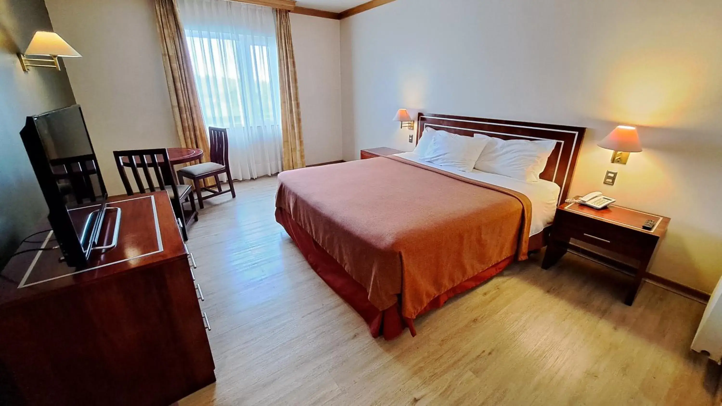 Bedroom, Bed in Hotel Diego de Almagro Puerto Montt Bedroom, Bed in Hotel Diego de Almagro Puerto Montt