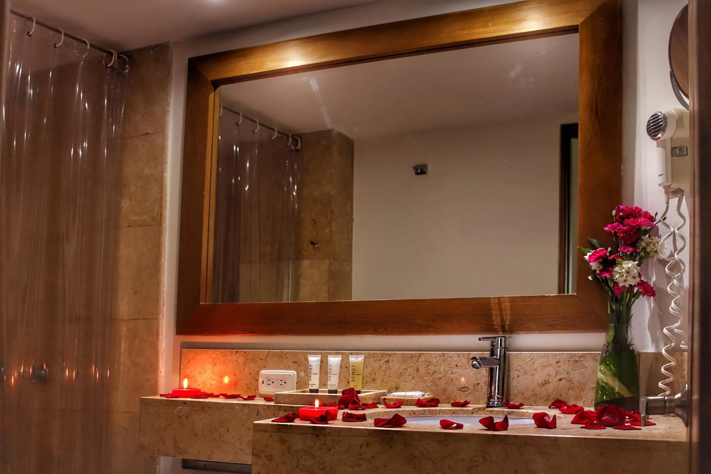 Bathroom in Hotel Oceania Cartagena