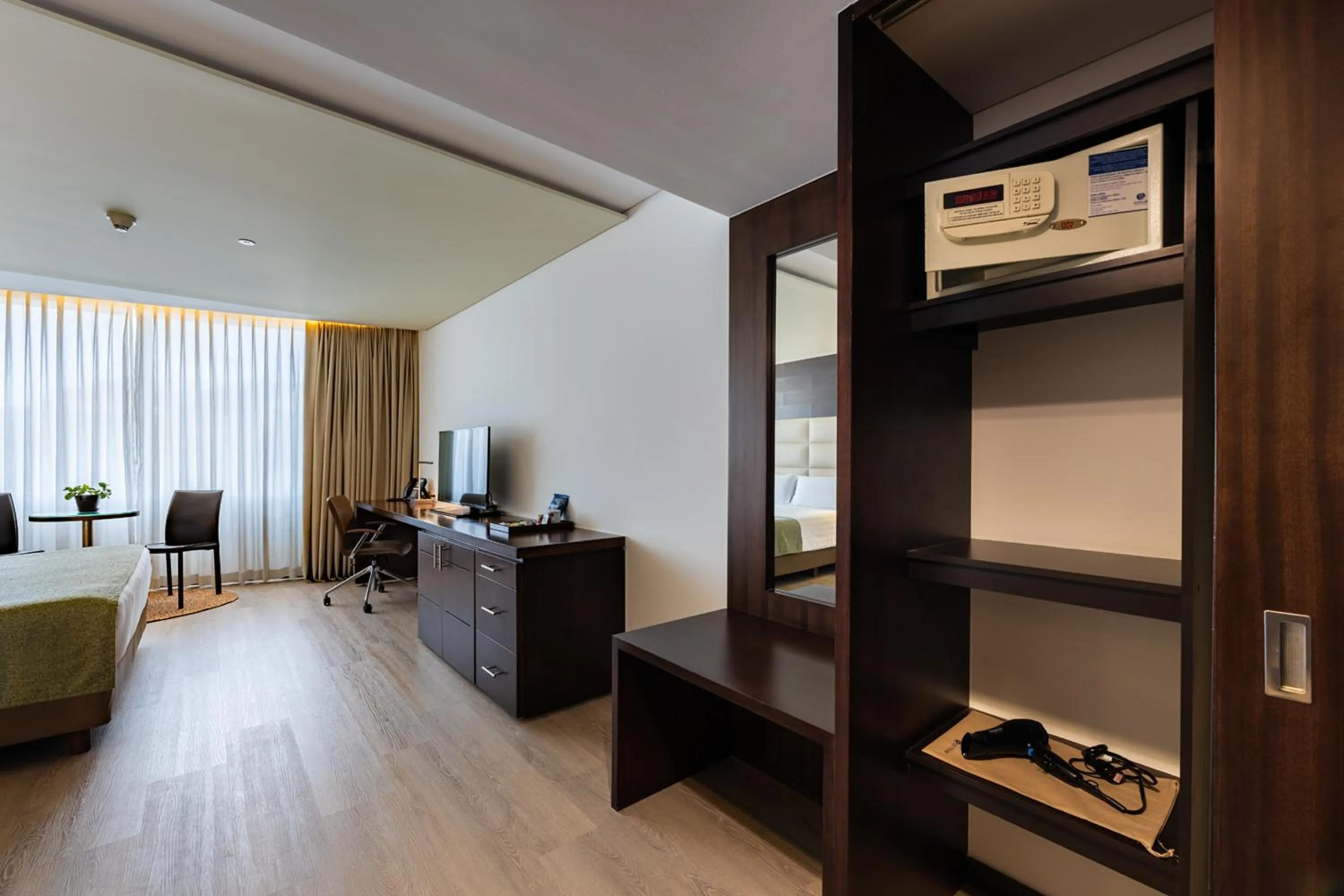 Bed in Hotel Estelar Milla De Oro