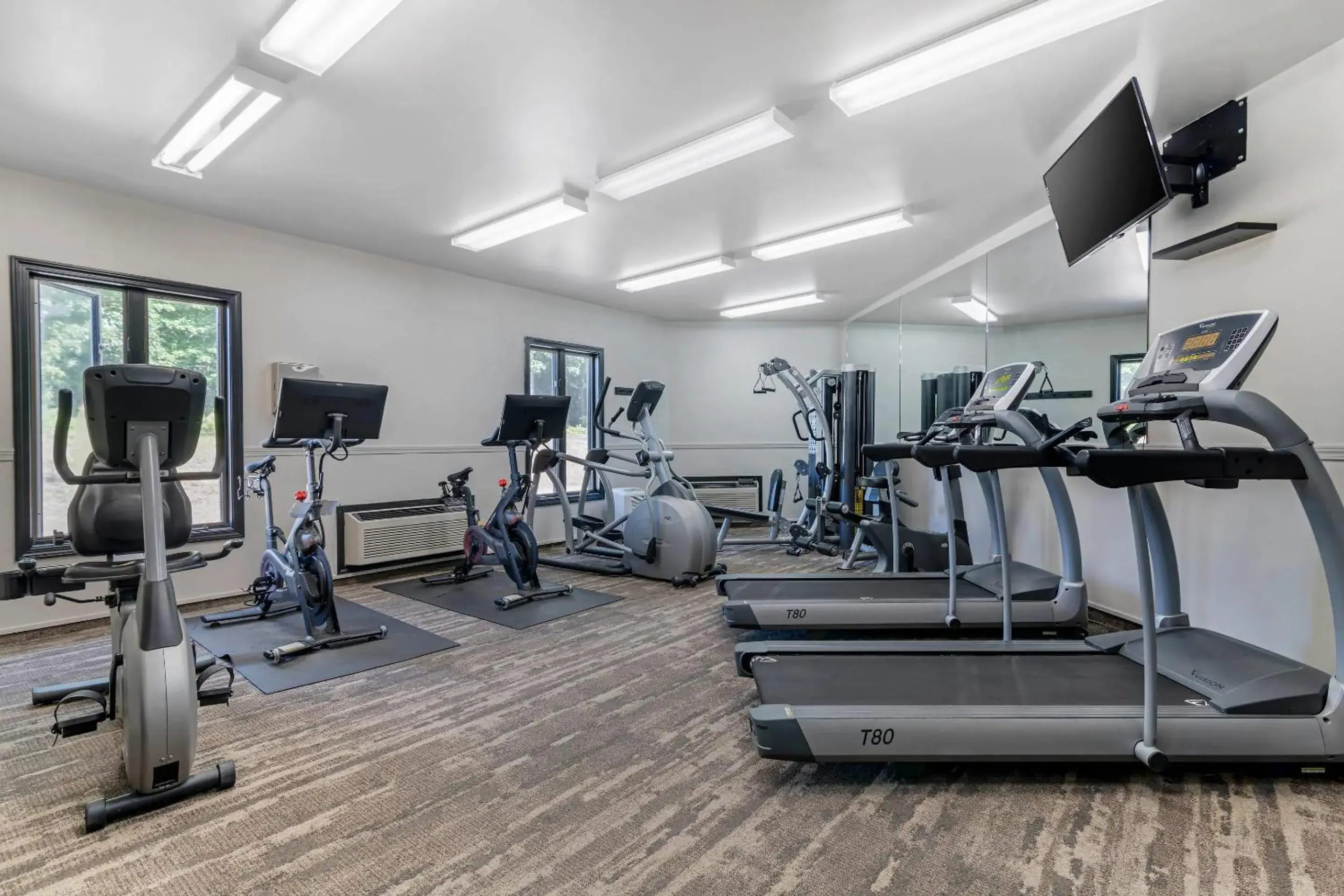 Fitness centre/facilities in Green Granite Inn, an Ascend Collection Hotel Fitness centre/facilities in Green Granite Inn, an Ascend Collection Hotel