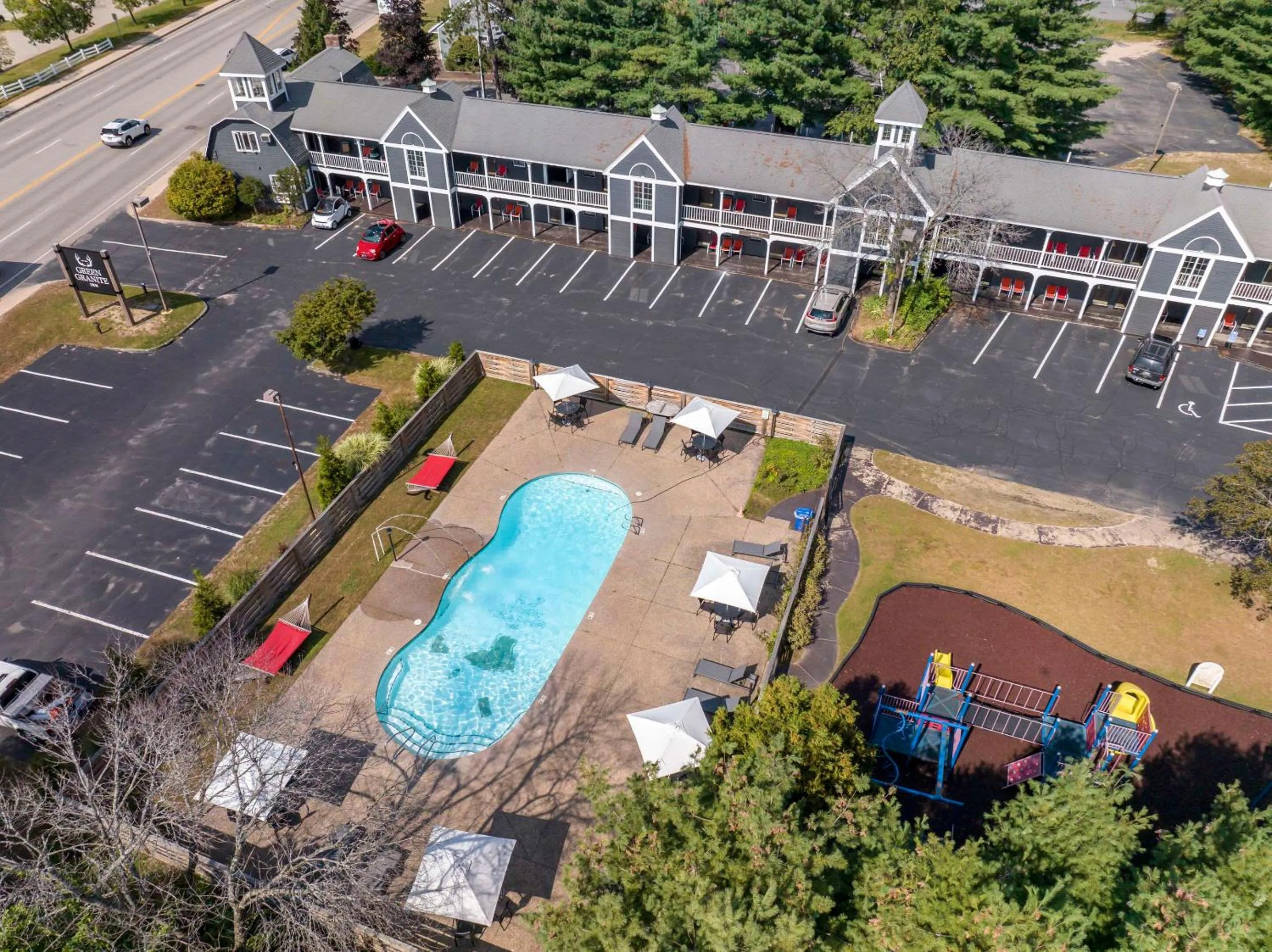 Property building in Green Granite Inn, Ascend Hotel Collection