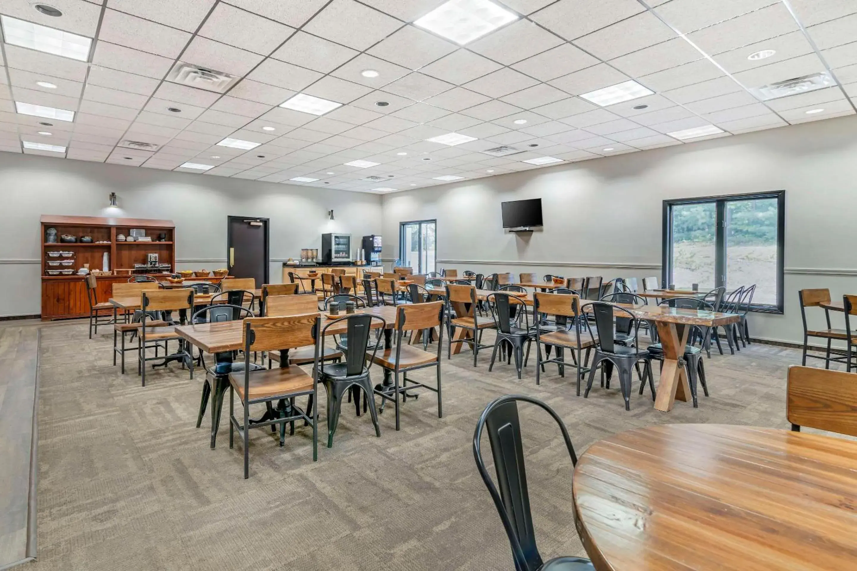 Breakfast in Green Granite Inn, Ascend Hotel Collection Breakfast in Green Granite Inn, Ascend Hotel Collection