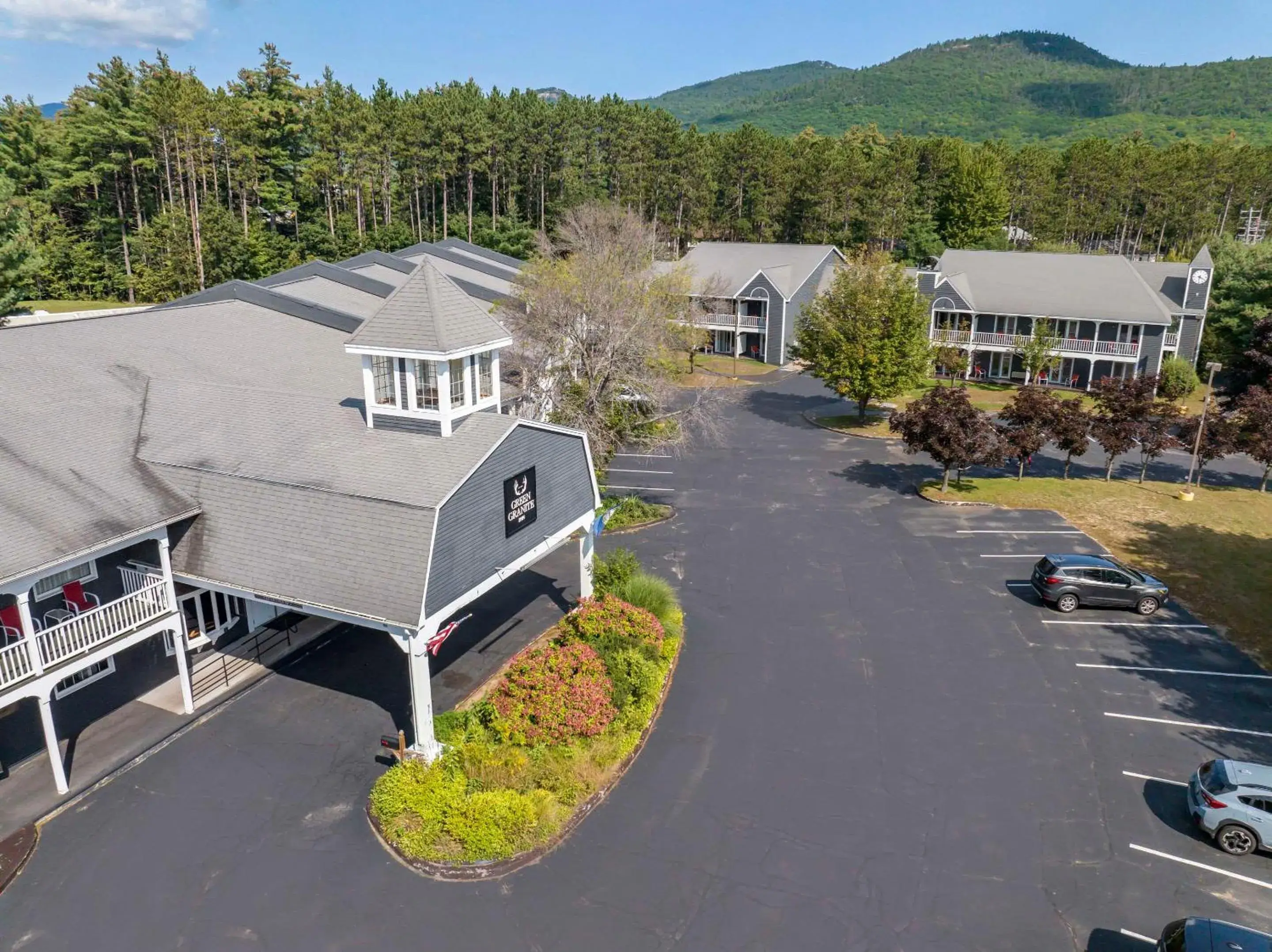 Property building in Green Granite Inn, Ascend Hotel Collection Property building in Green Granite Inn, Ascend Hotel Collection