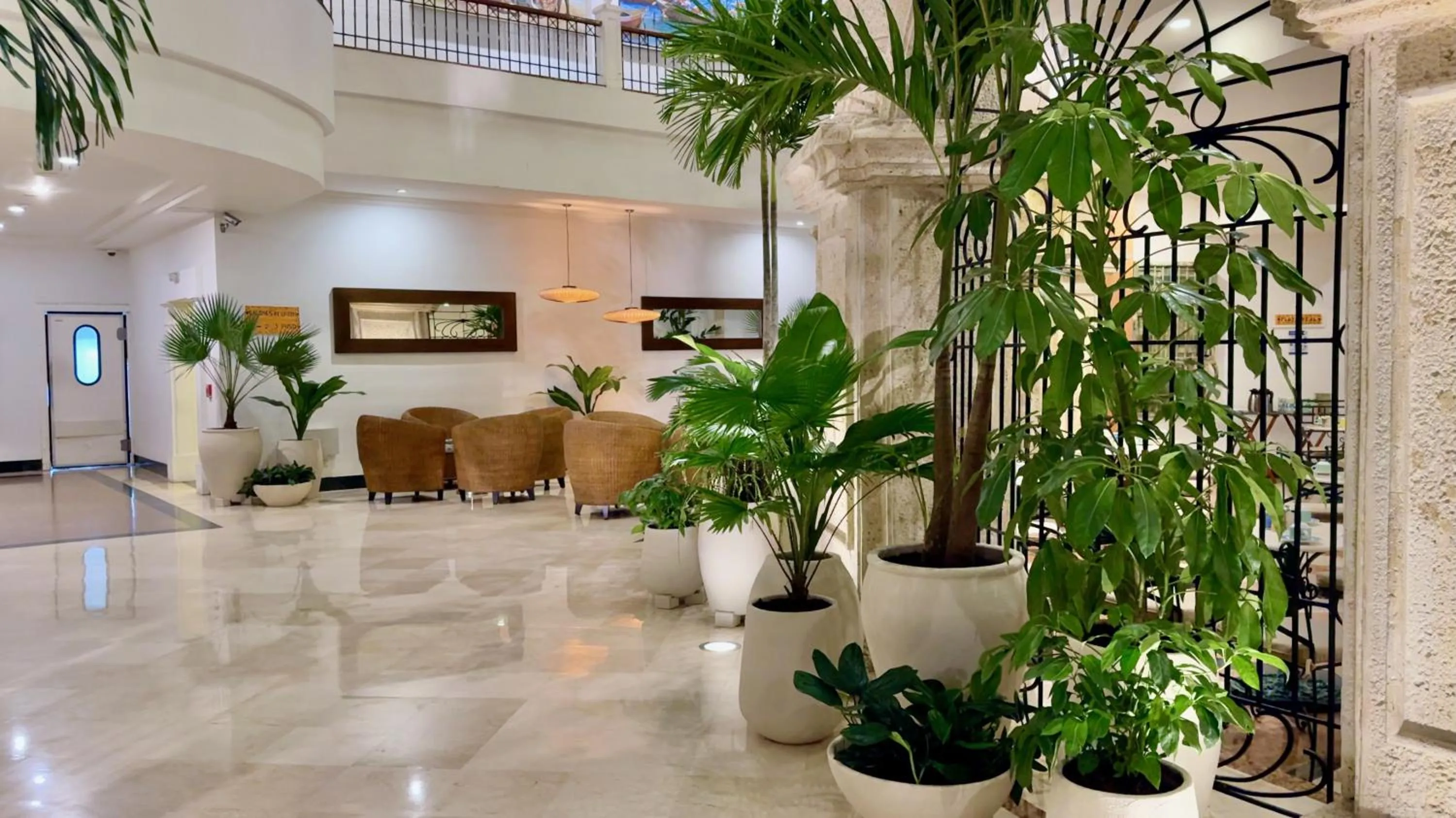 Living room in Hotel Almirante Cartagena Colombia